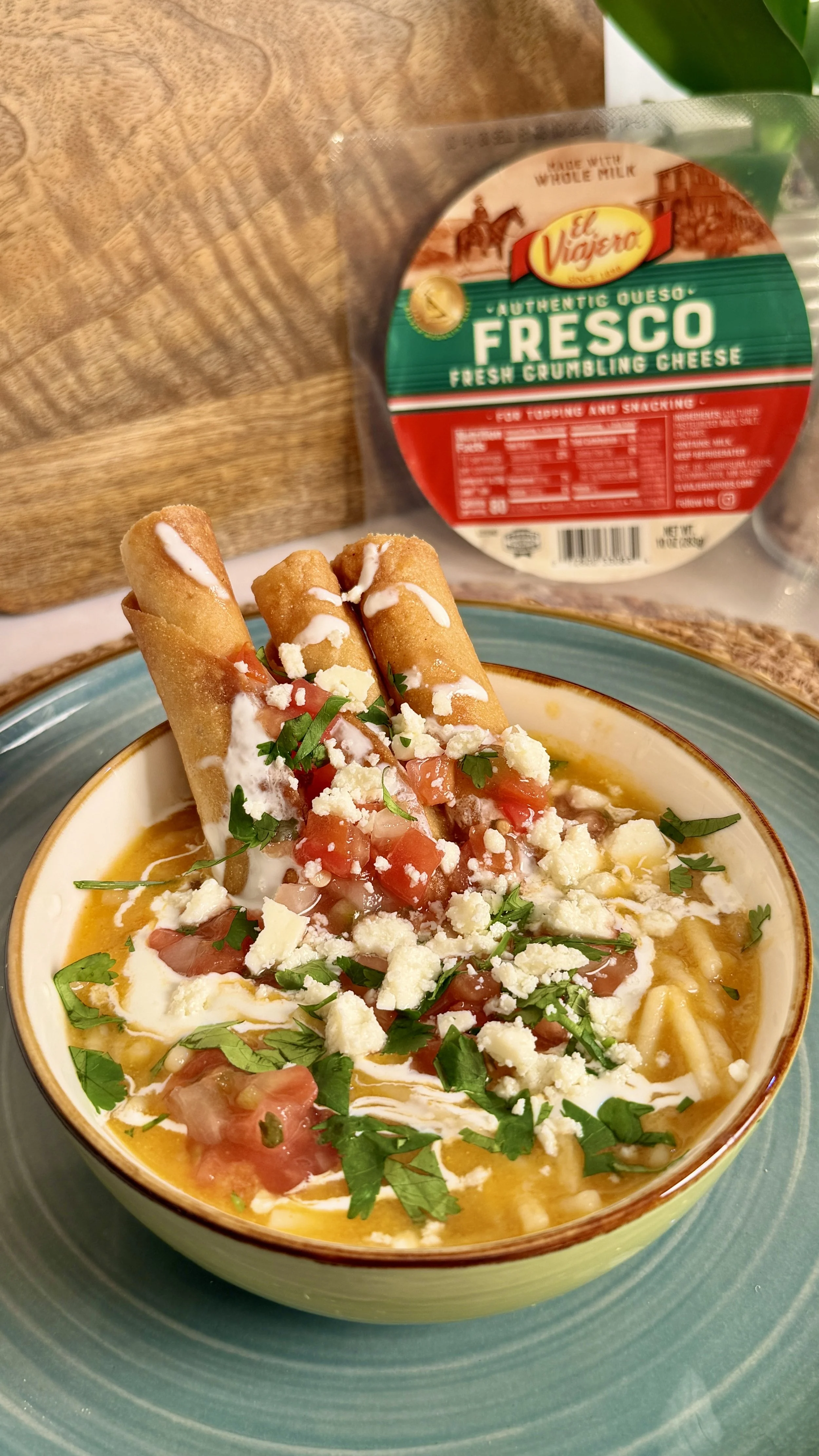 Sopita de Fideo con Taquitos