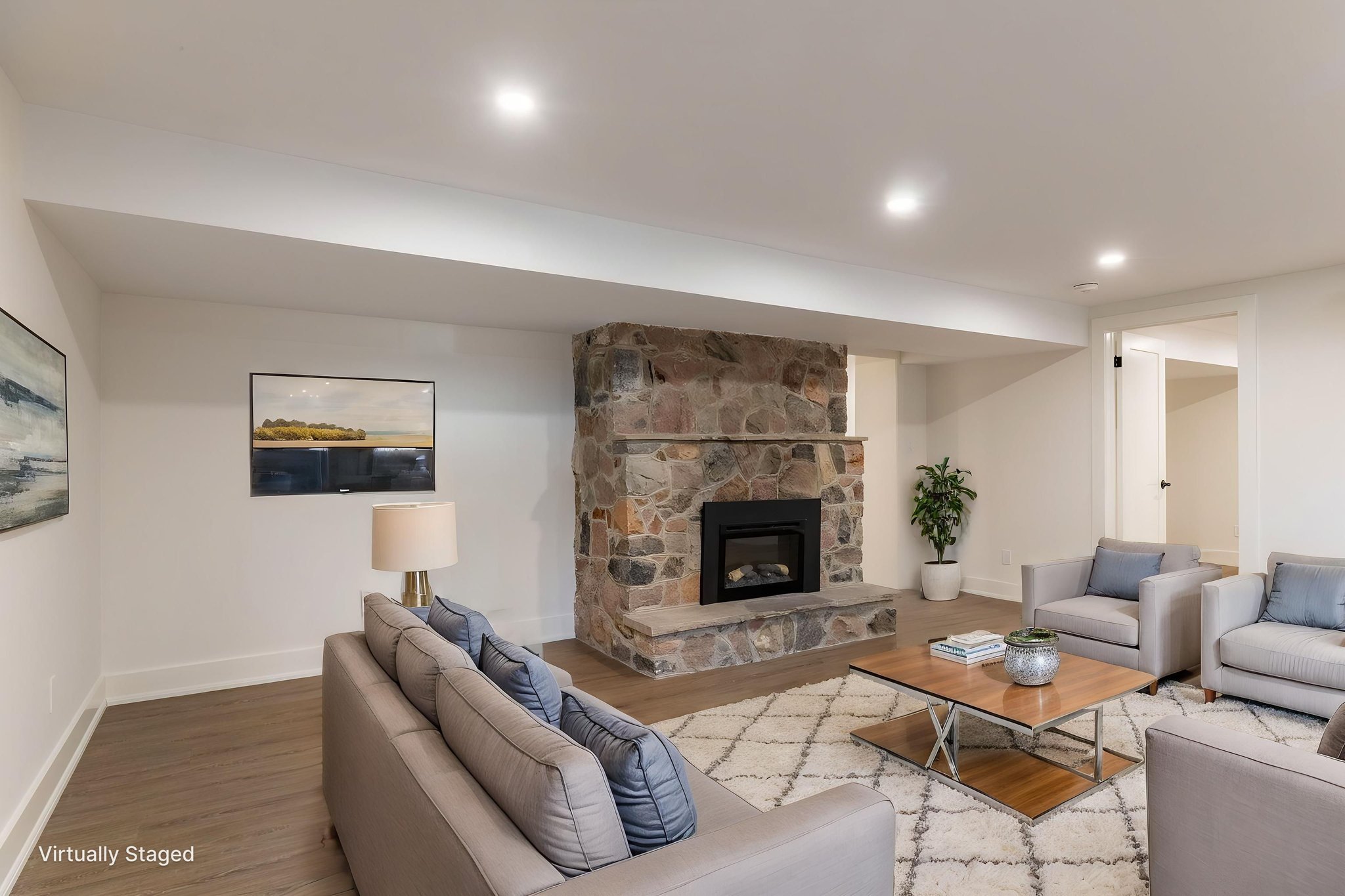 45-web-or-mls-255 Normandy-12 virtually staged.jpeg