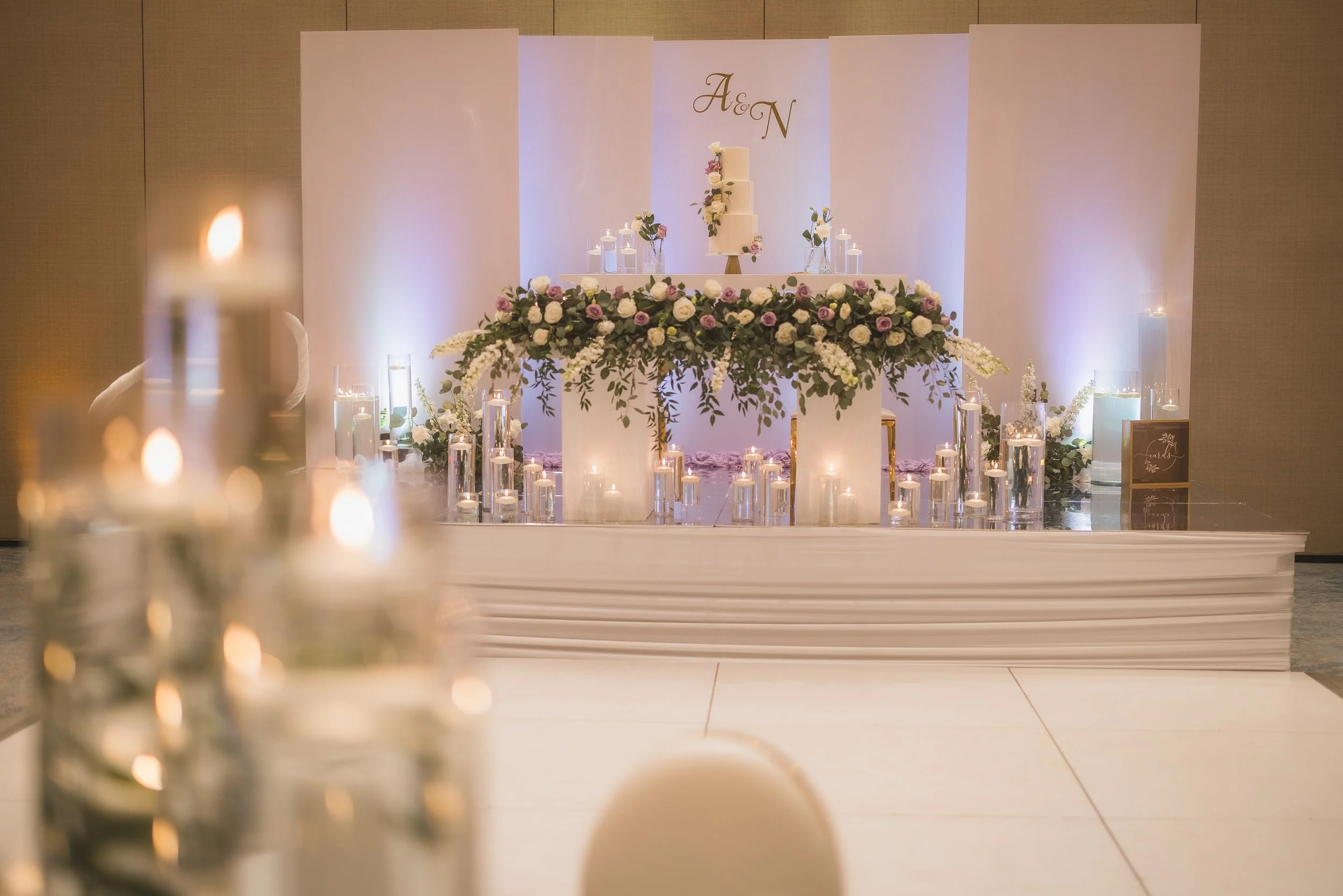 Wedding decoration at the Marriott Stellaris Hotel & Casino put together by an event designer in Puerto Rico