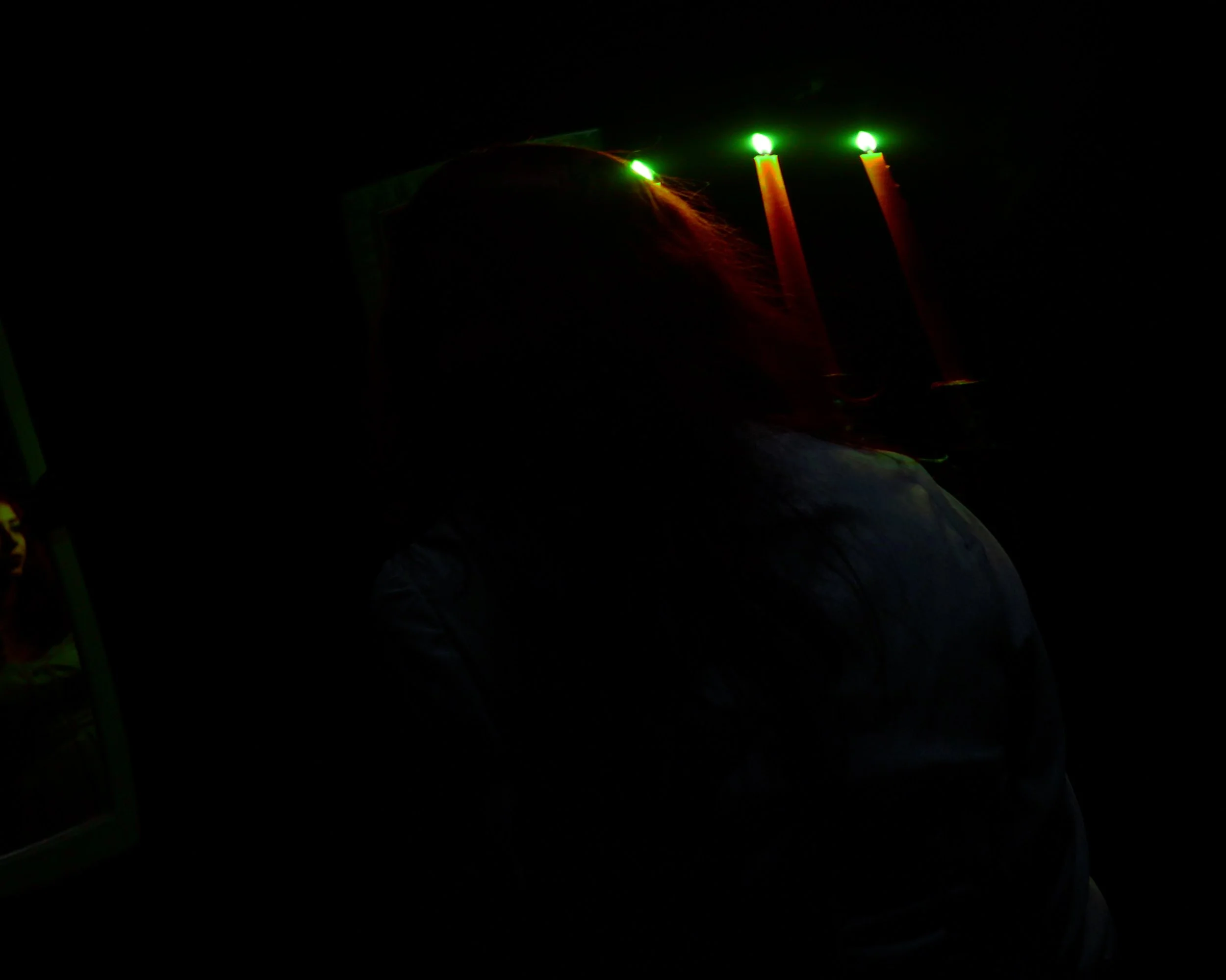 CLIP LAYOUT.00_01_49_06.Still031.jpg