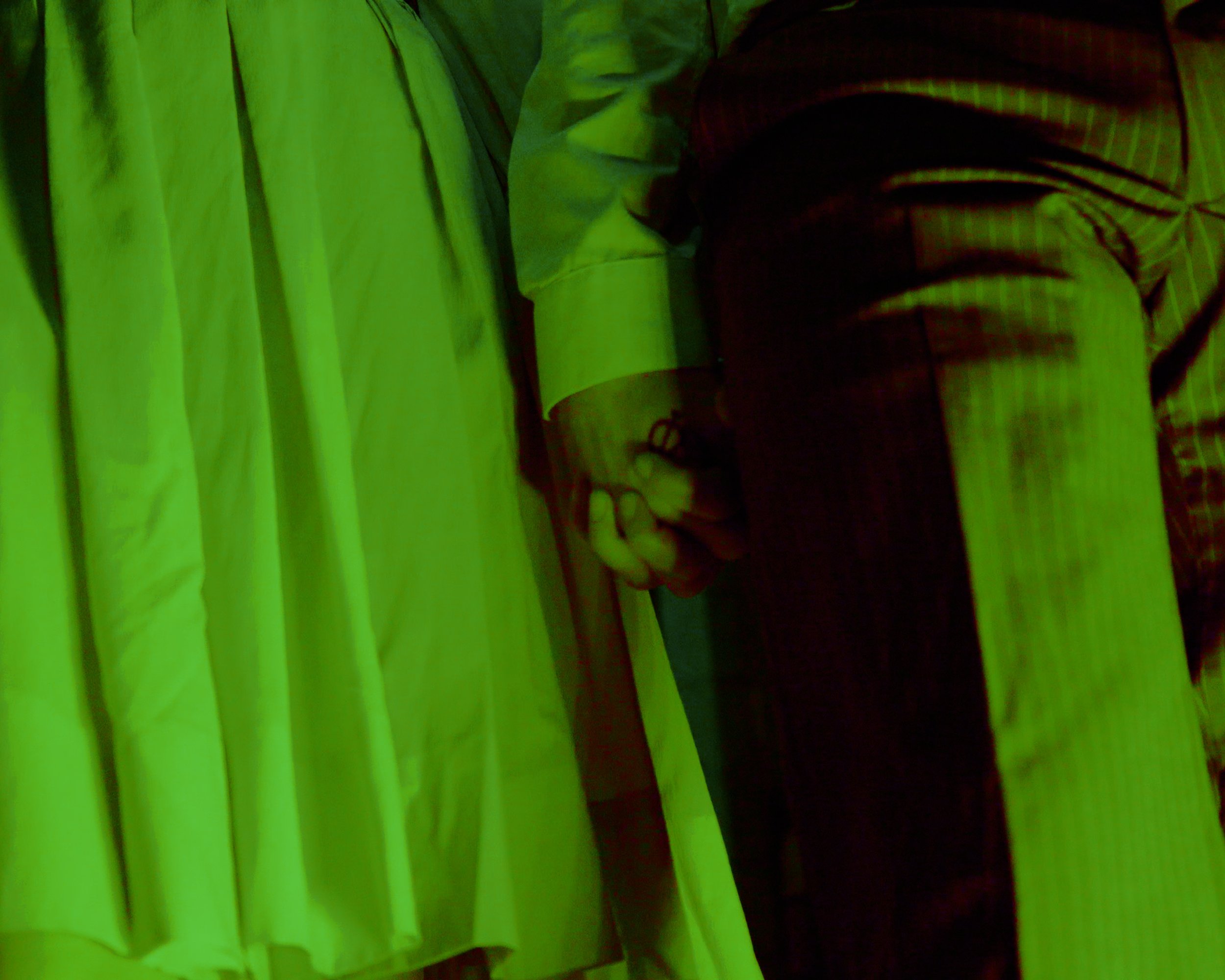 CLIP LAYOUT.00_05_37_16.Still041.jpg