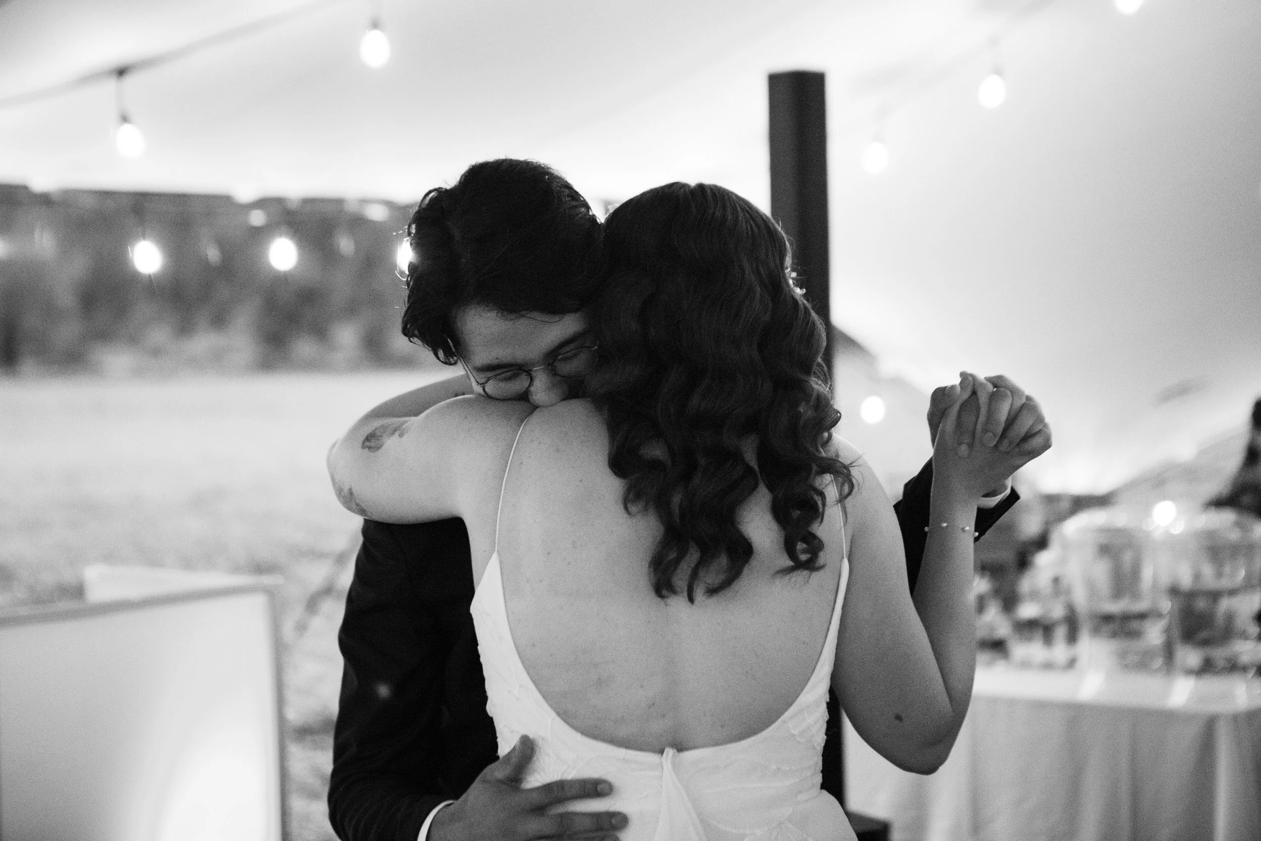 Russell and Anna First Dance-8.jpg