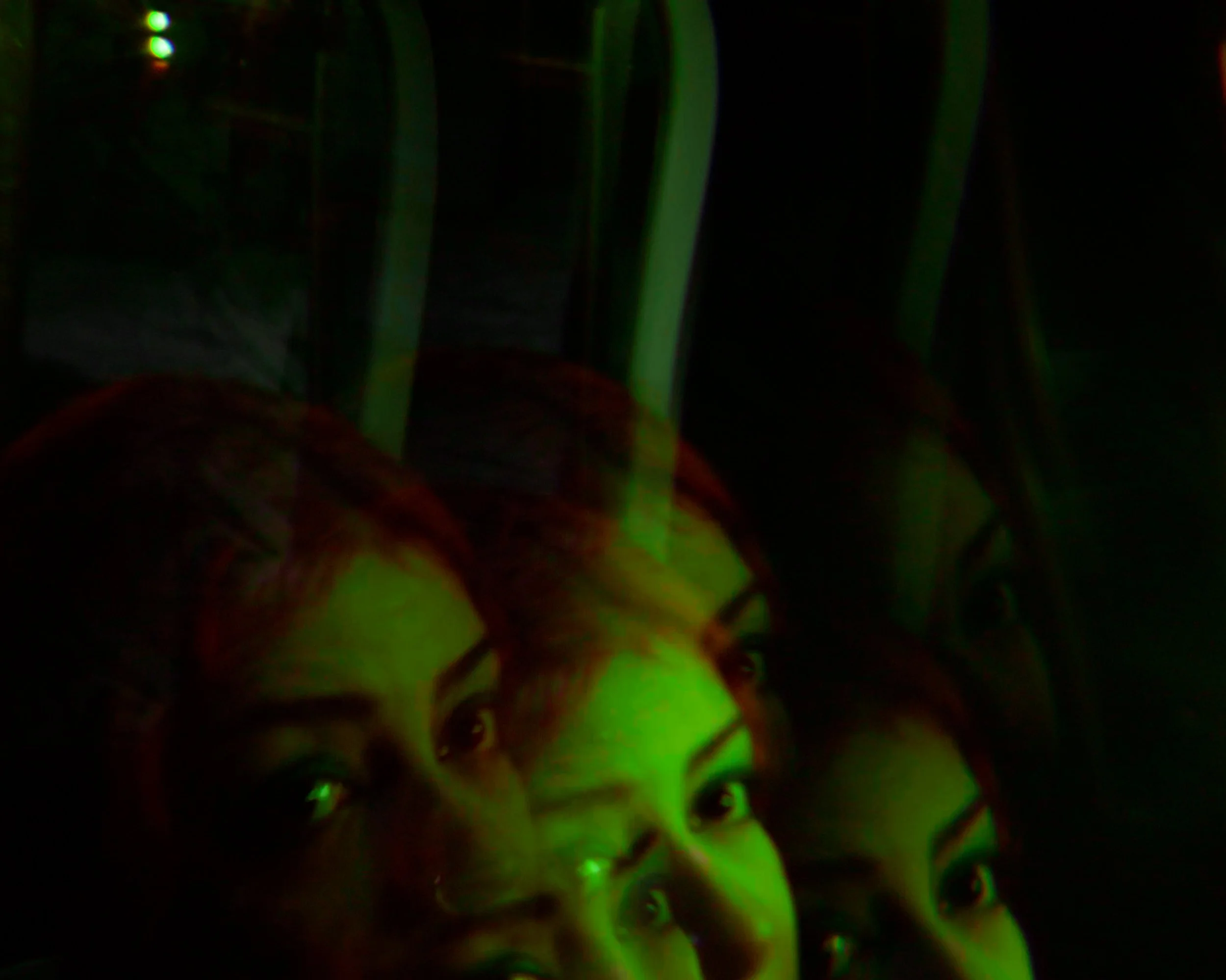 CLIP LAYOUT.00_02_30_06.Still052.jpg