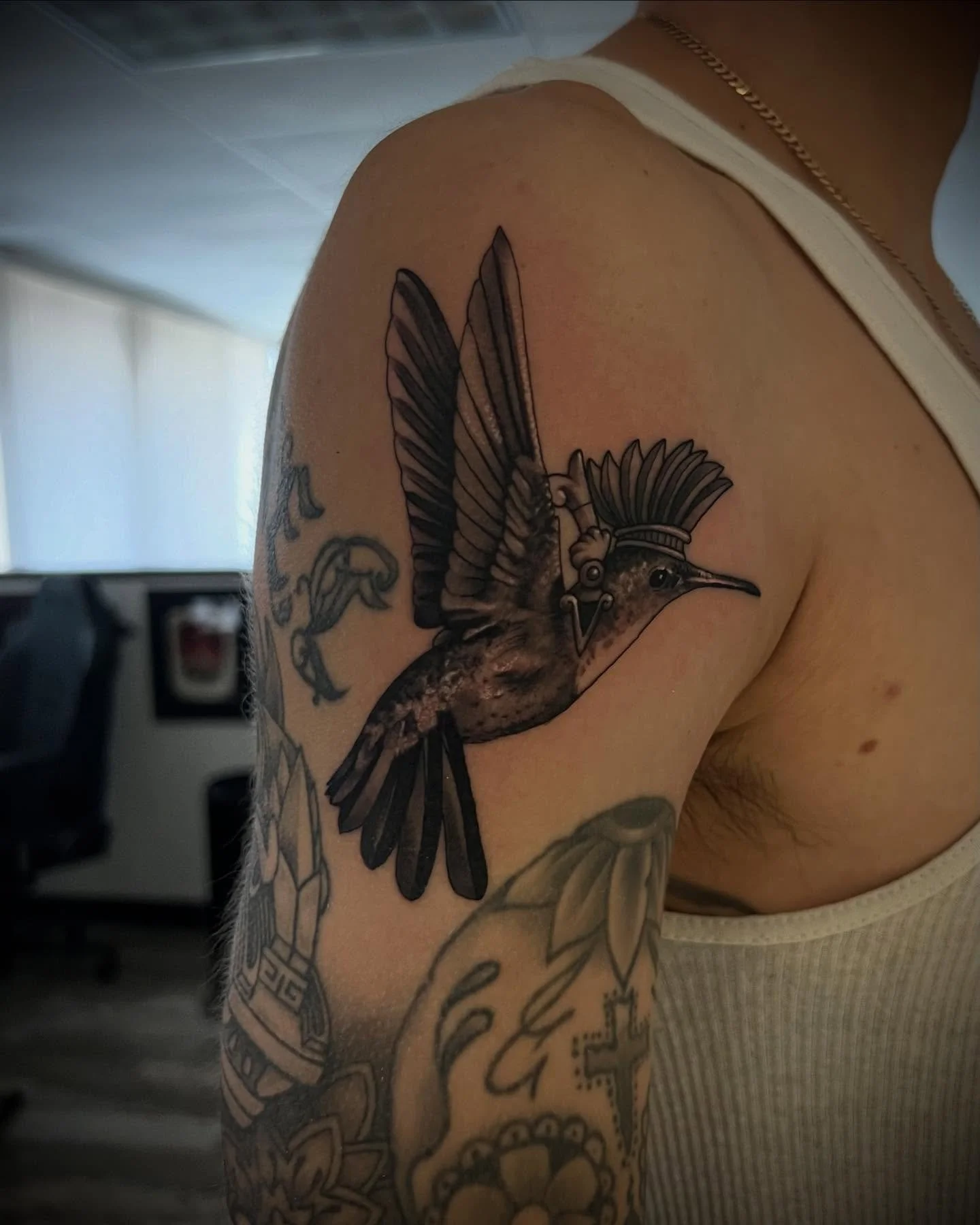 Huitzilopochtli hummingbird for my friend @joseg111 

#huitzilopochtli #hummingbird #aztec #bird #hummingbirdtattoo #blackandgrey #blackandgreytattoo #blackandgreyrealism #realismtattoo #iowaartist #fyp #inked #tattoosnob #fkirons #hustlebutter #worl