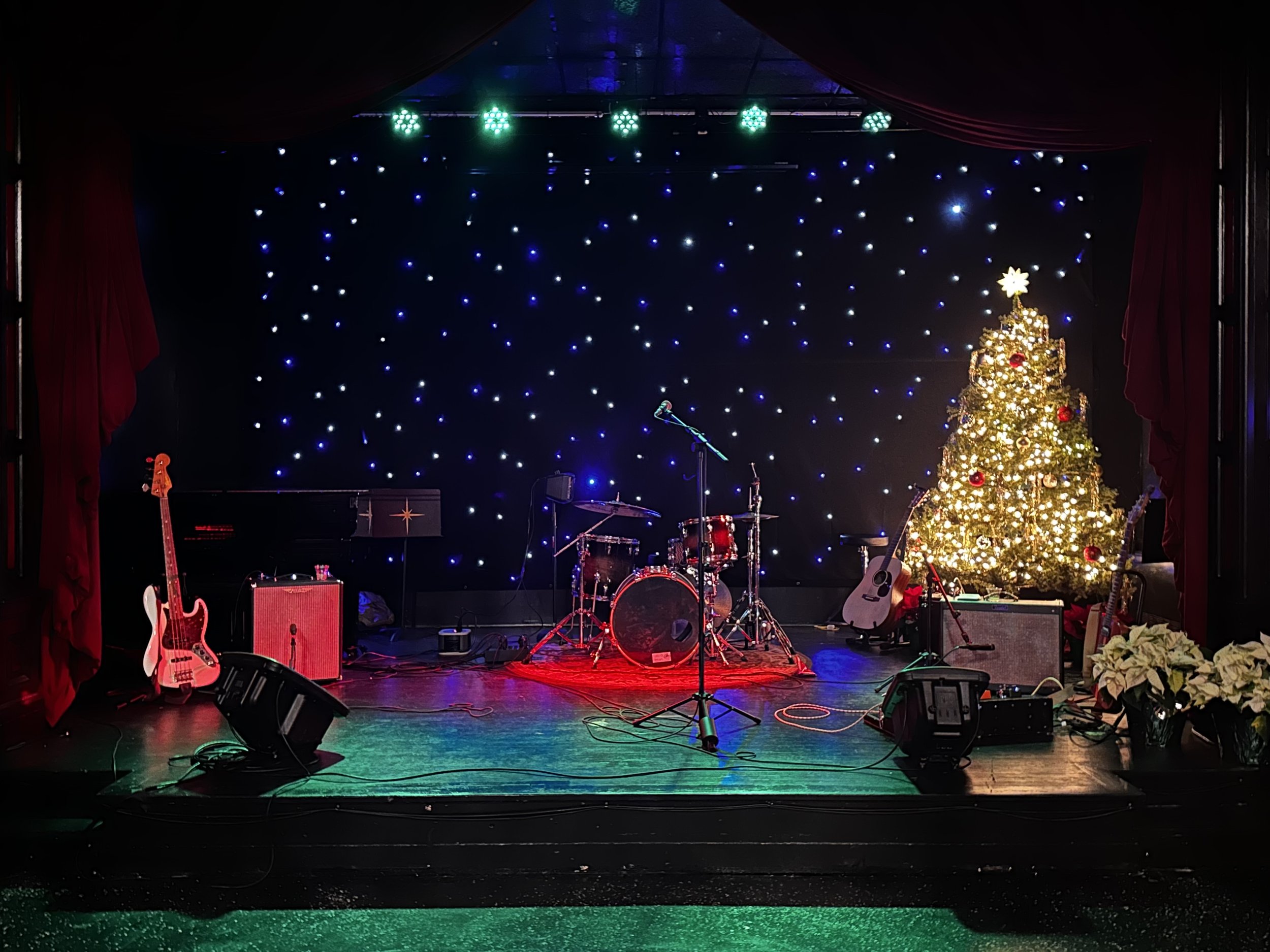 SRMR_holiday 3 _Northern Lights_.jpg