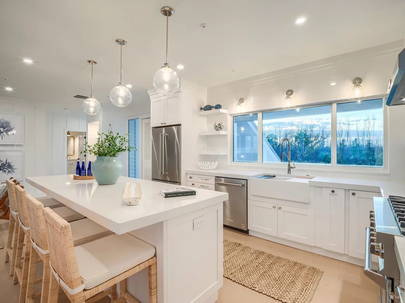 1072_Kitchen03.jpg