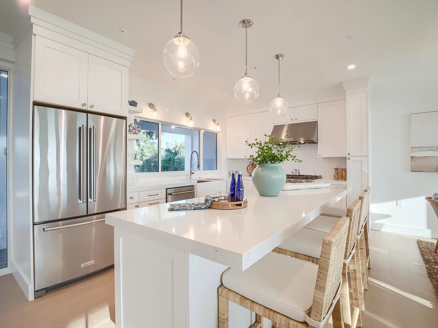 1072_Kitchen.jpg