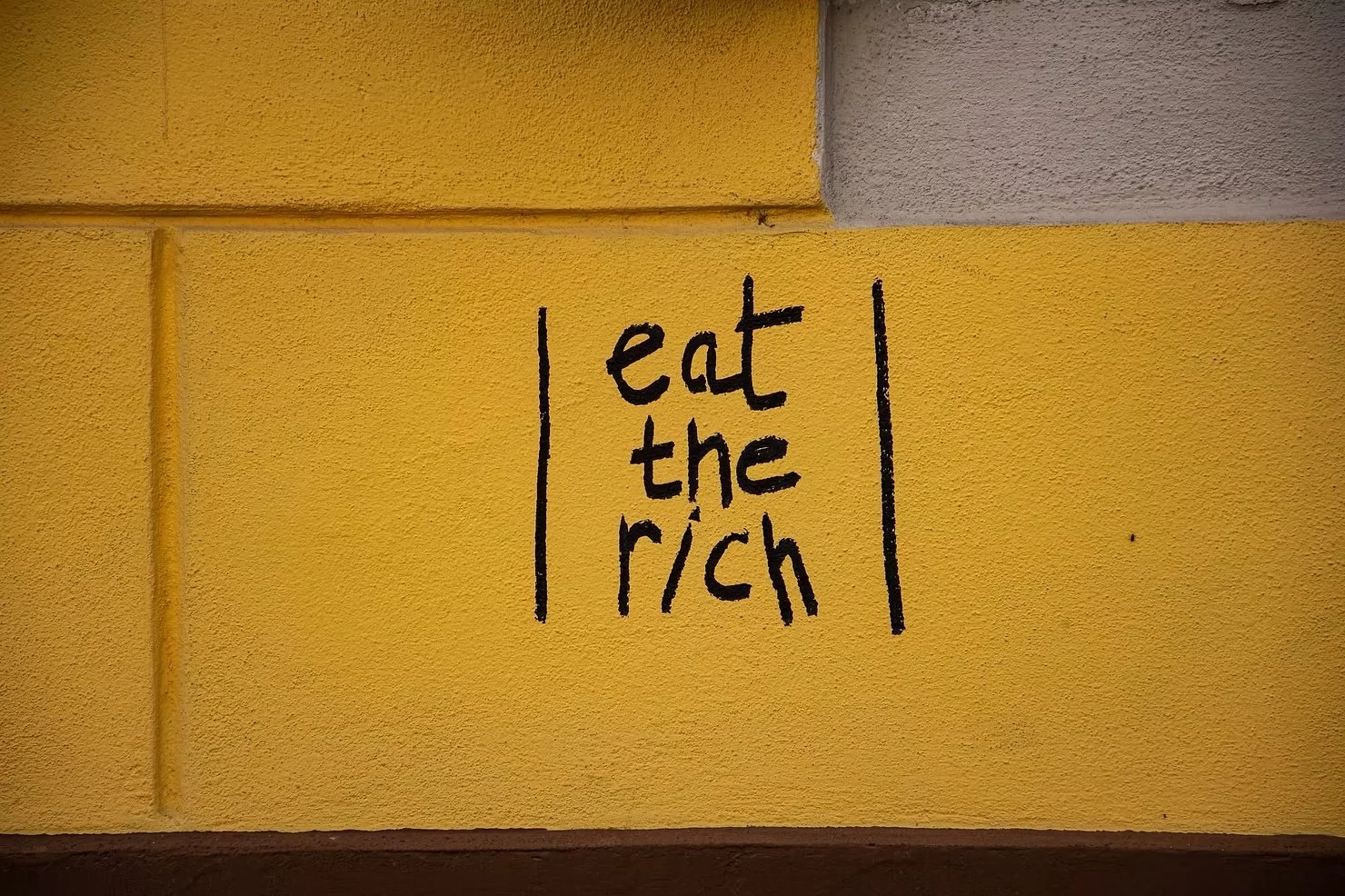 Class Divide - the Oppressor of the Creative Industry