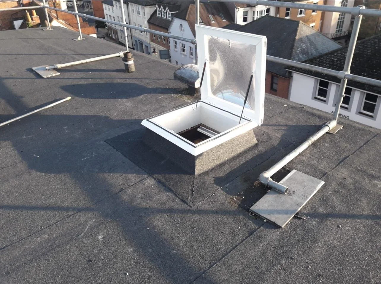 WhatsApp Image 2025-05-15 at 16.03.49.jpeg