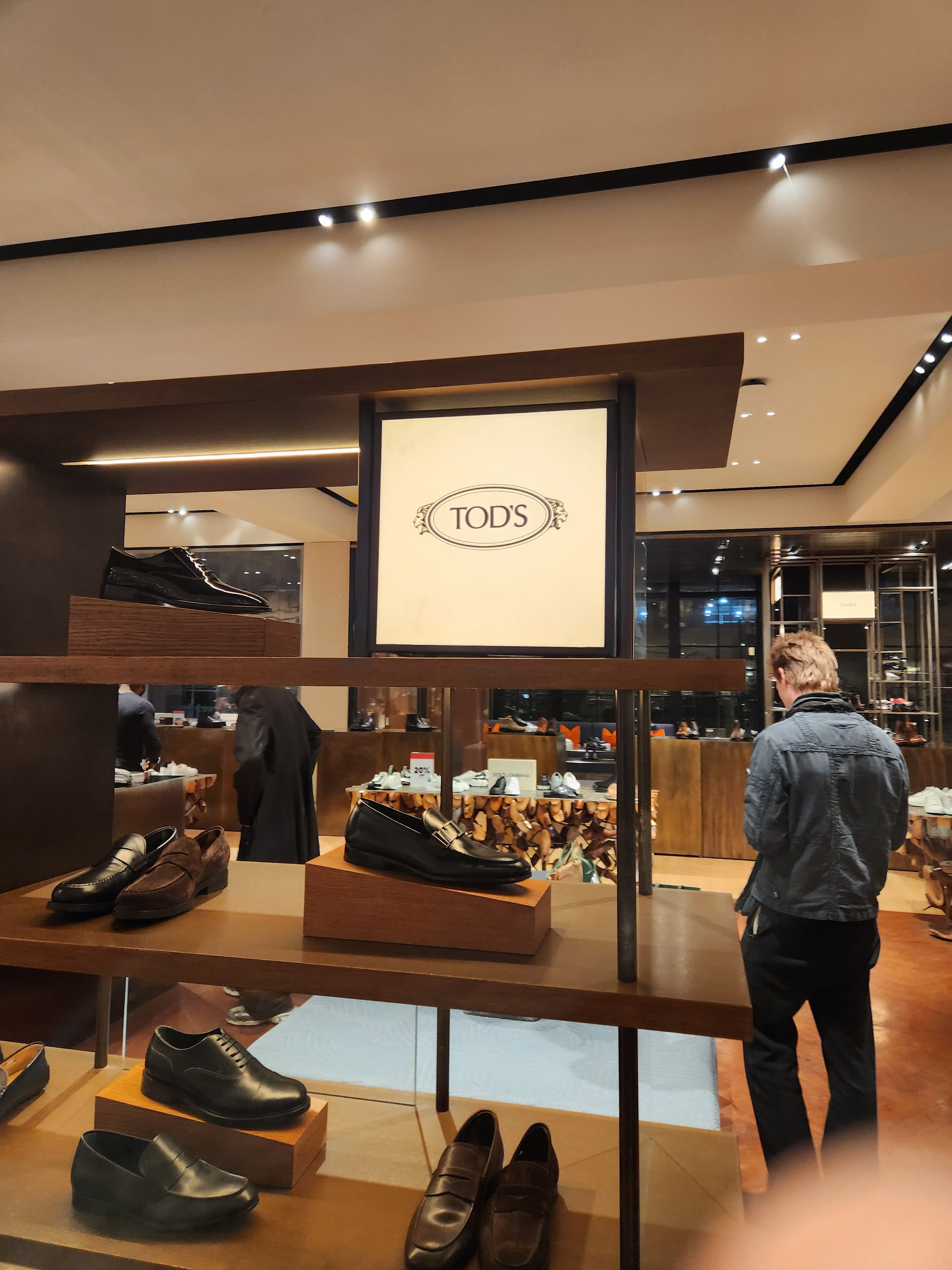 Reactive Maintainance - Selfridges 6.jpg