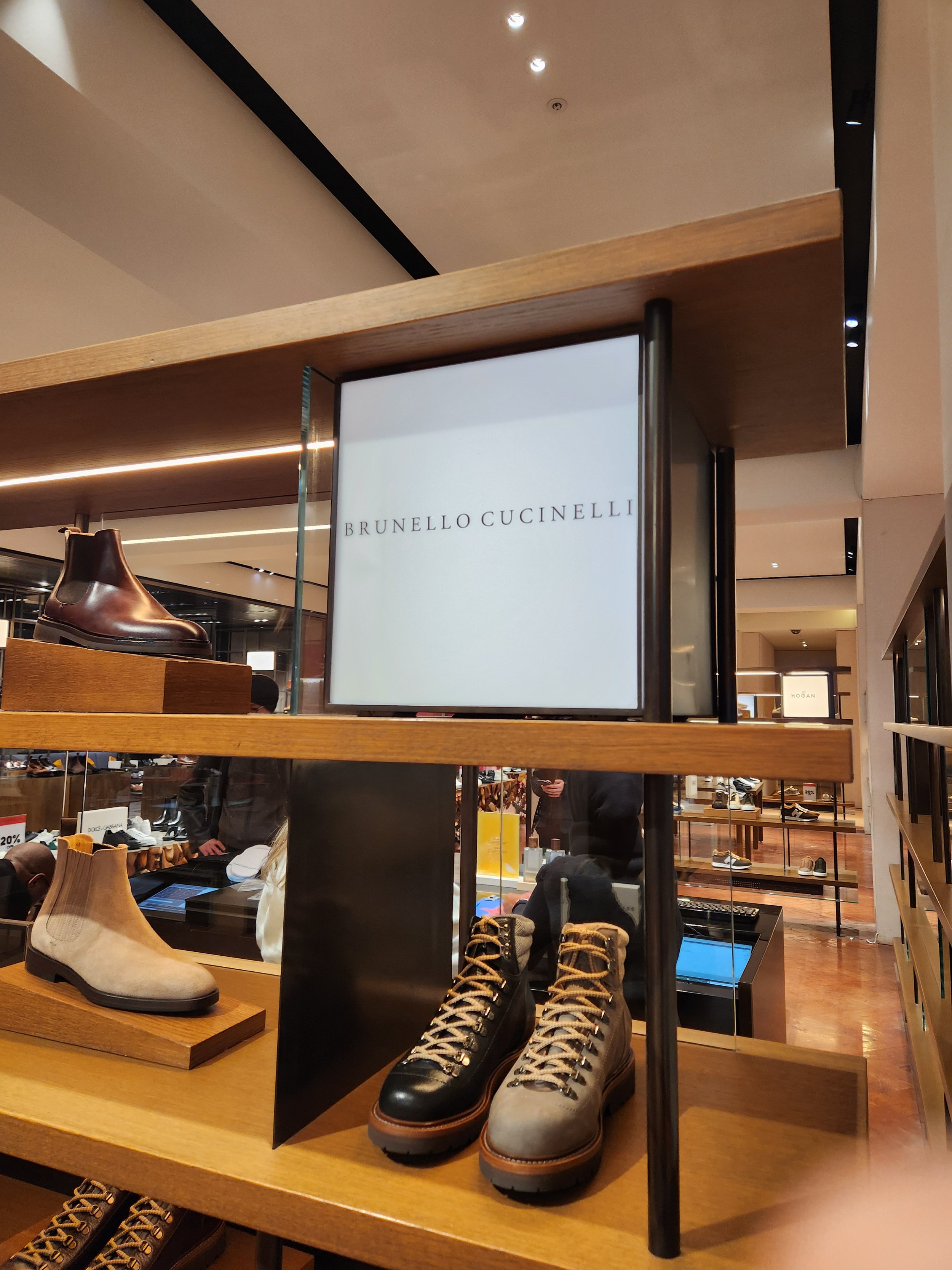 Reactive Maintainance - Selfridges 8.jpg