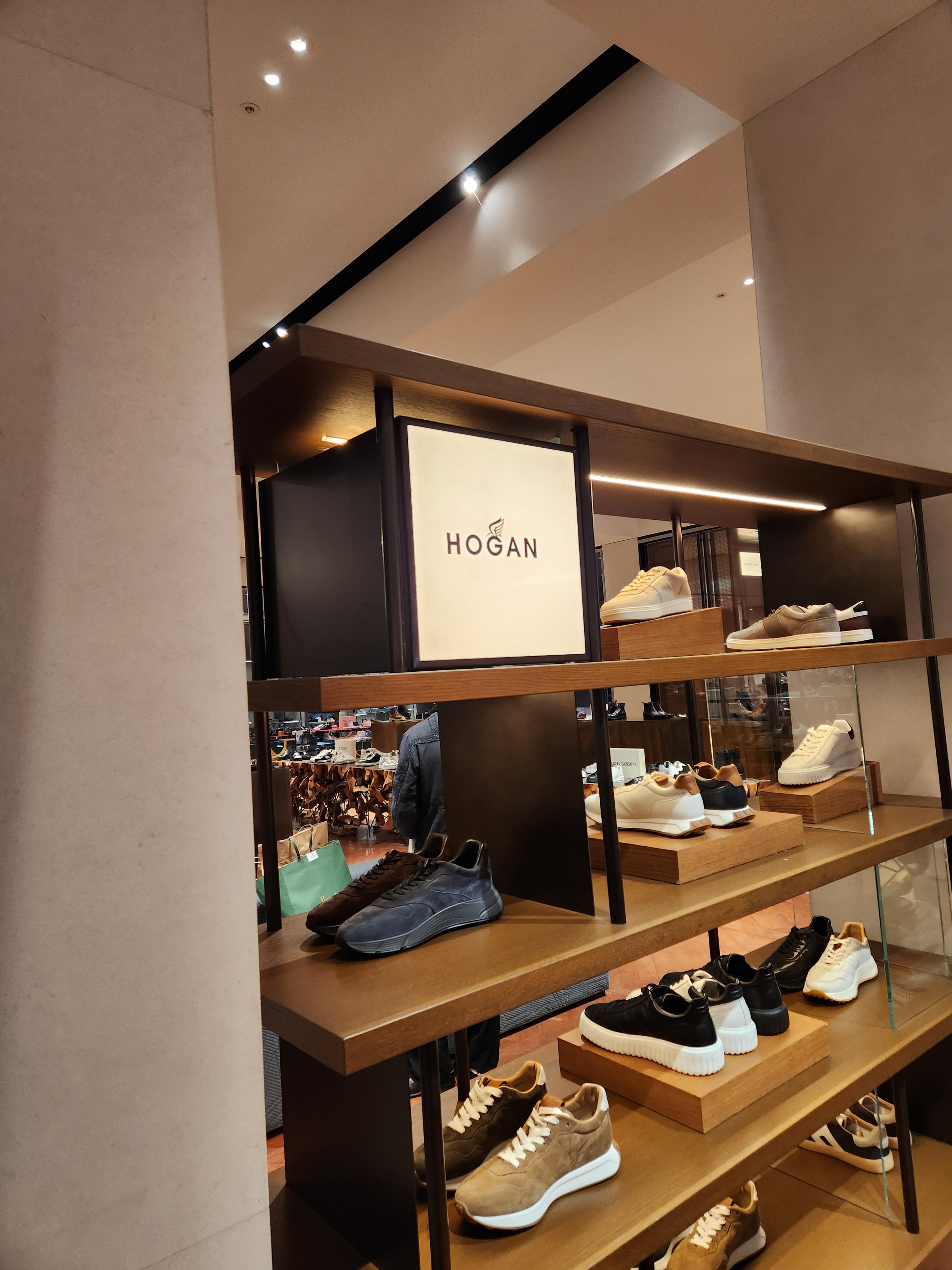 Reactive Maintainance - Selfridges 3.jpg