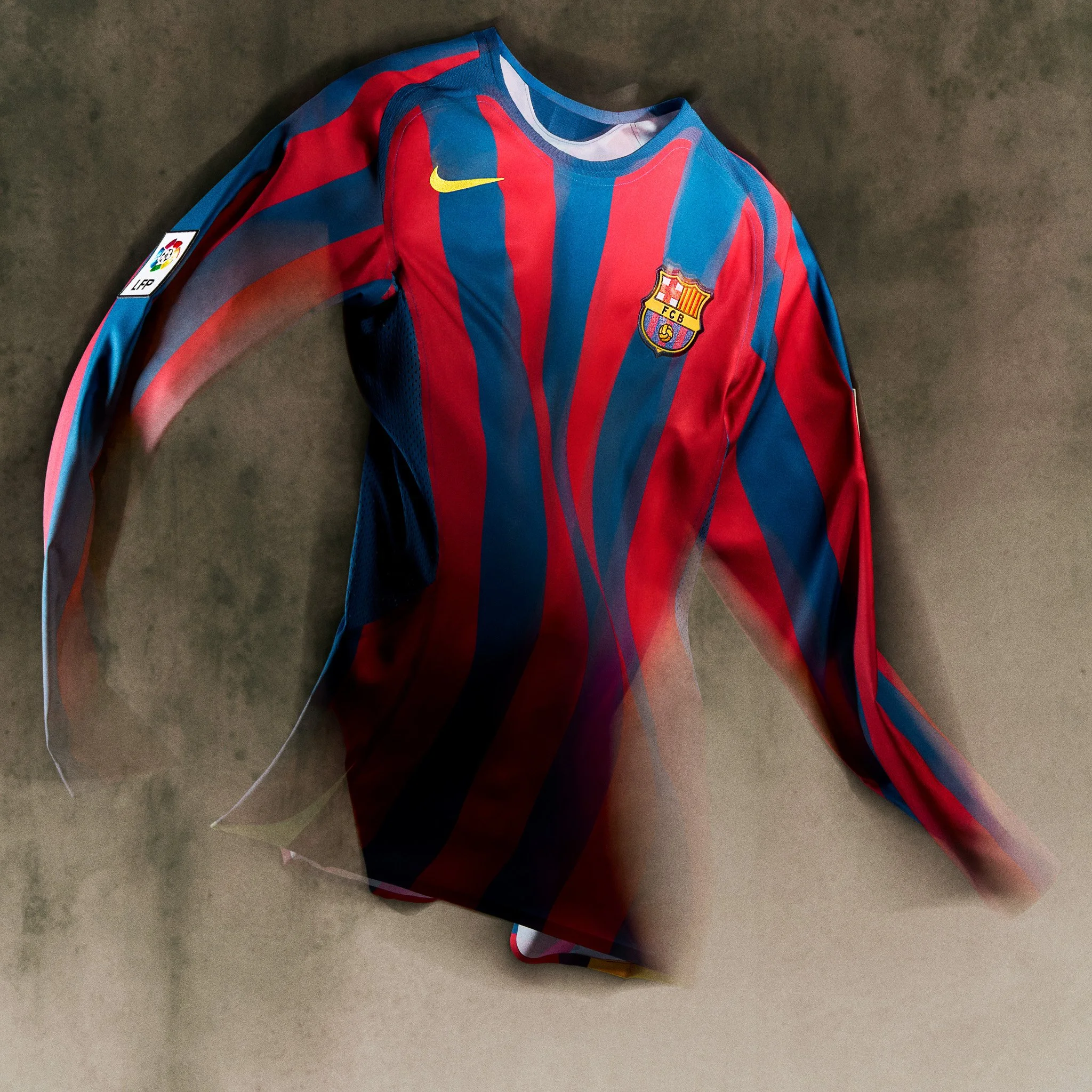 Nike R10 FCB 2.jpg