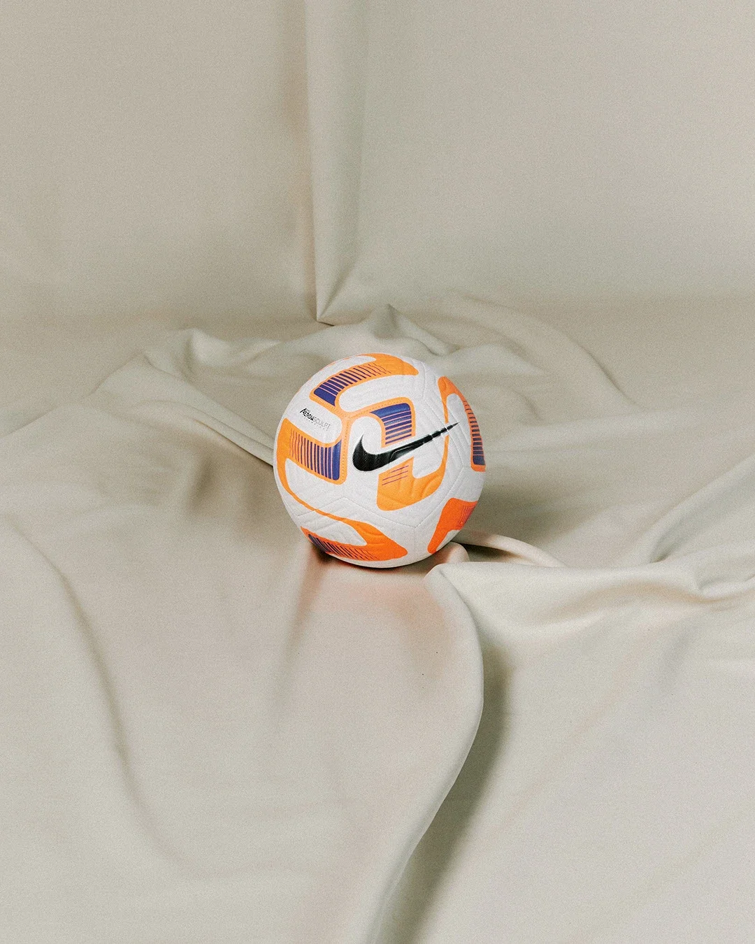nikewoman8.webp