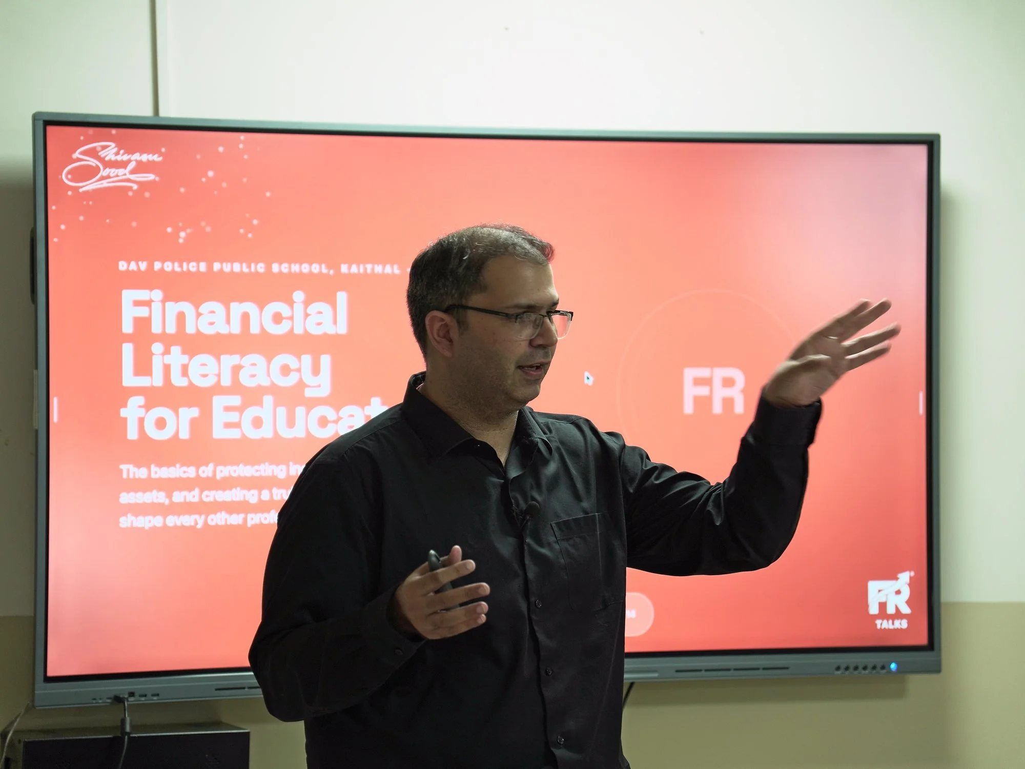fr-talks-educators-dav-kaithal-03-title-slide-gesture.jpg