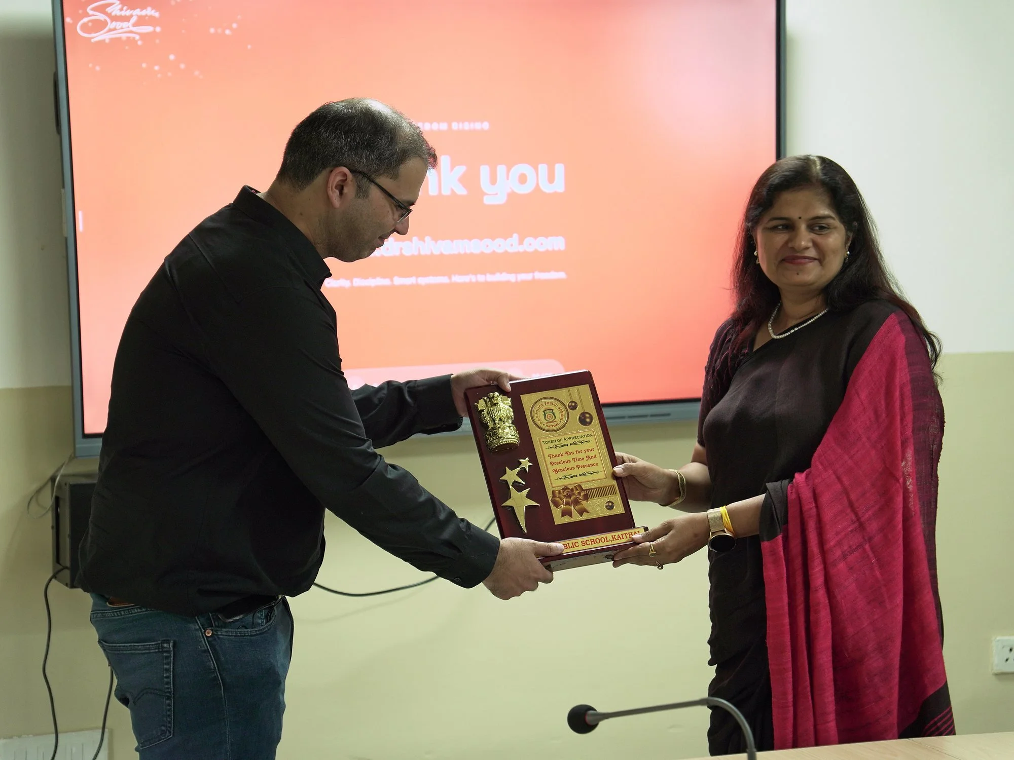 fr-talks-educators-dav-kaithal-17-felicitation-thank-you.jpg