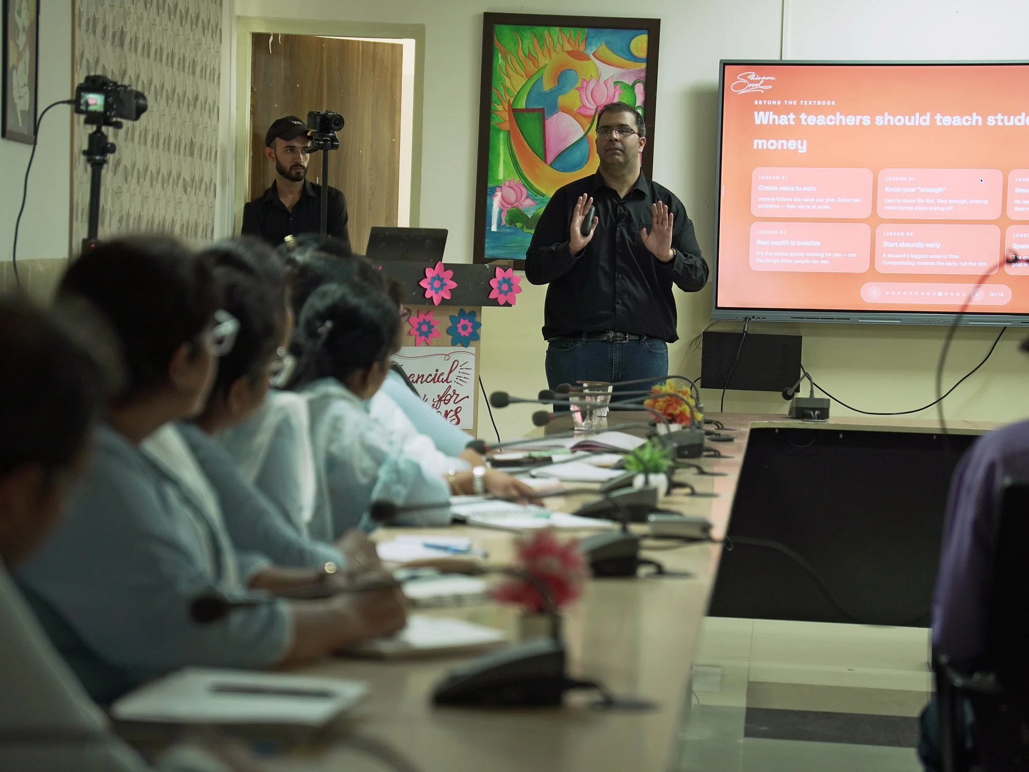 fr-talks-educators-dav-kaithal-12-over-the-shoulder-audience.jpg