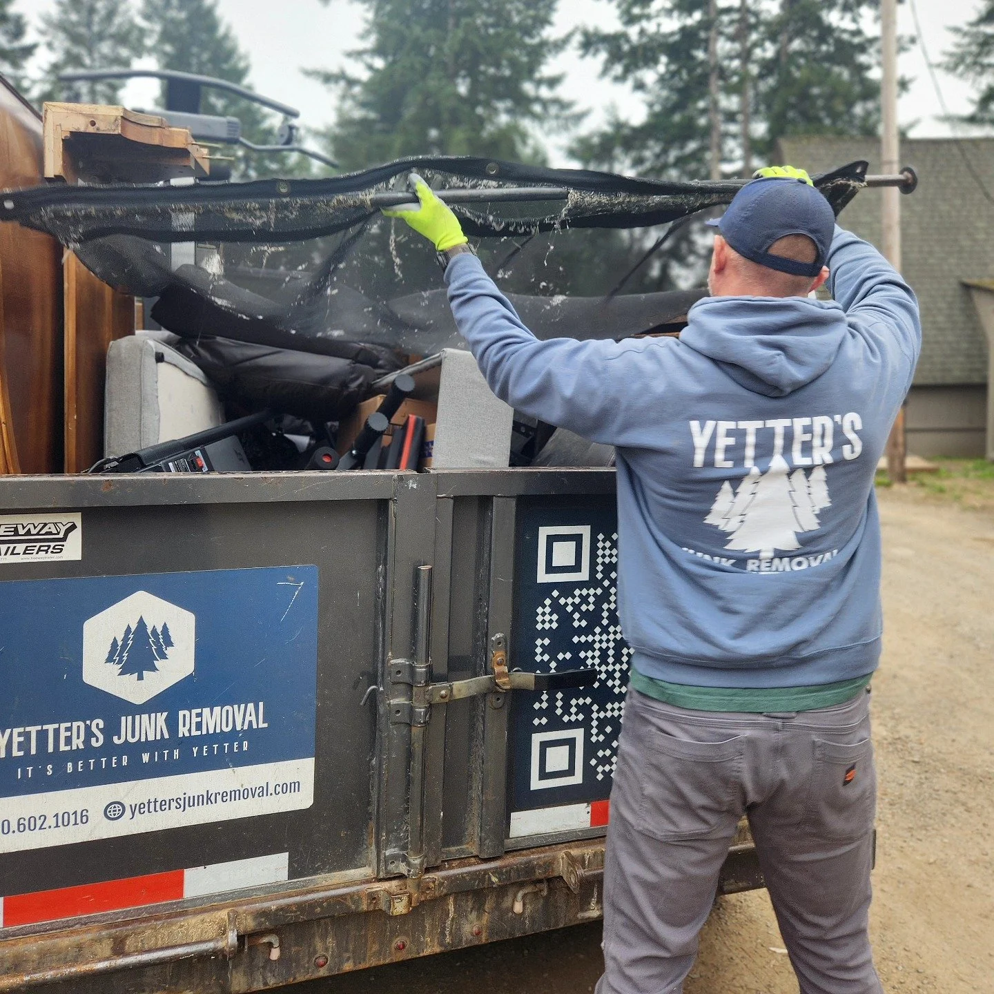 Port Orchard's Best of South Kitsap Junk Removers Trunk, Yetter's Junk Removal