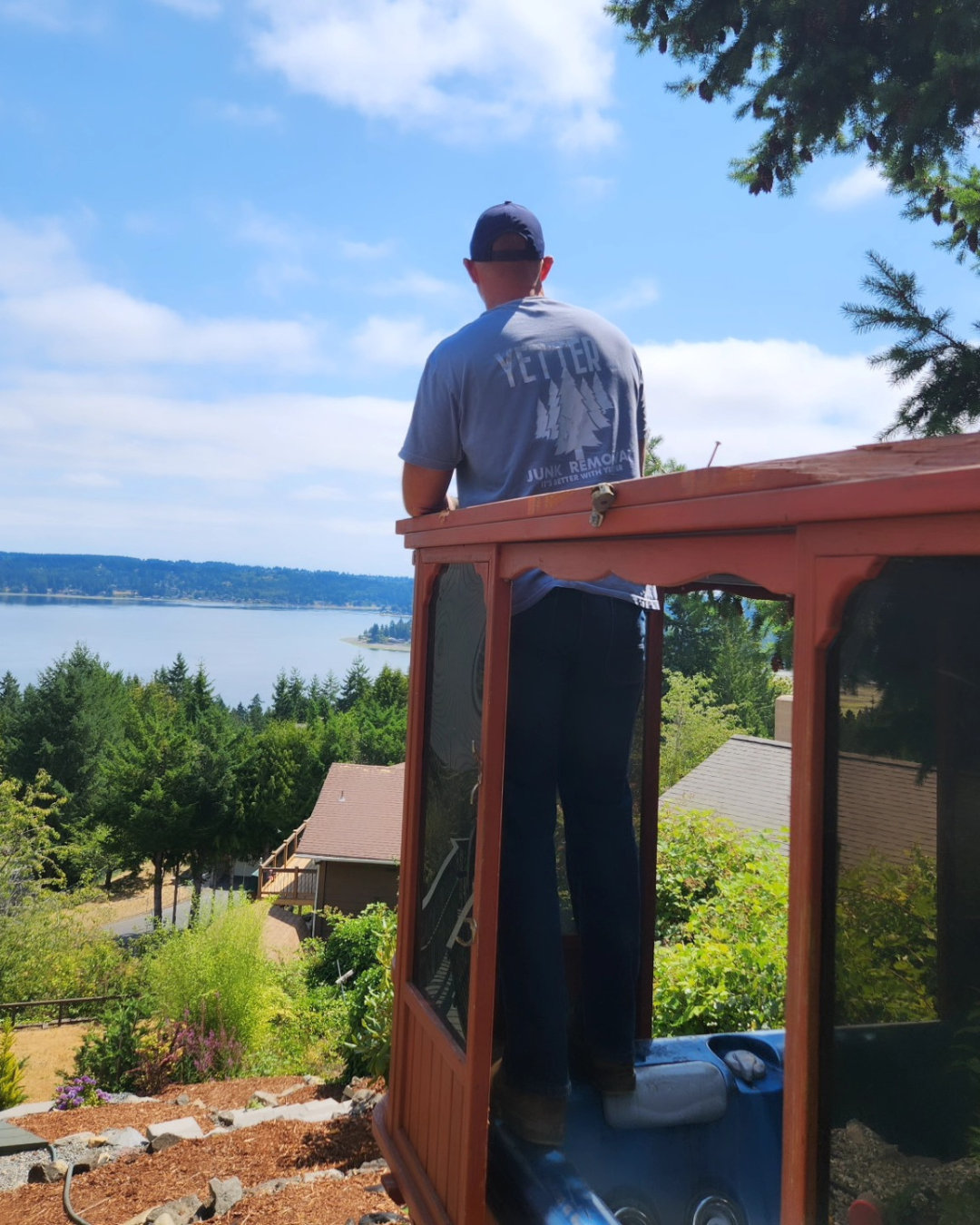 Central Kitsap Junk Removal in Bremerton, Illahee, Brownsville, Tracyton, Manette, Chico, Silverdale, Seabeck, Erlands Point, Kitsap Lake, Colchester Washington