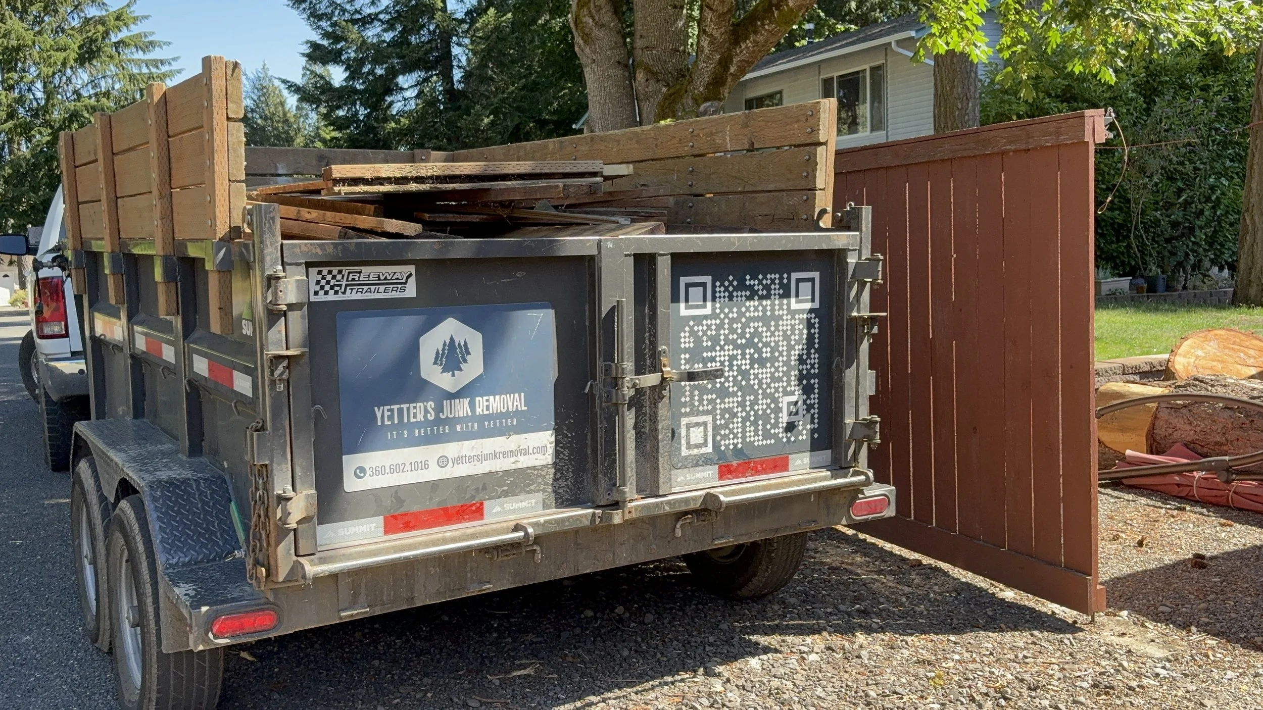 Yetter's Junk Removal Trailer size image to junk removal