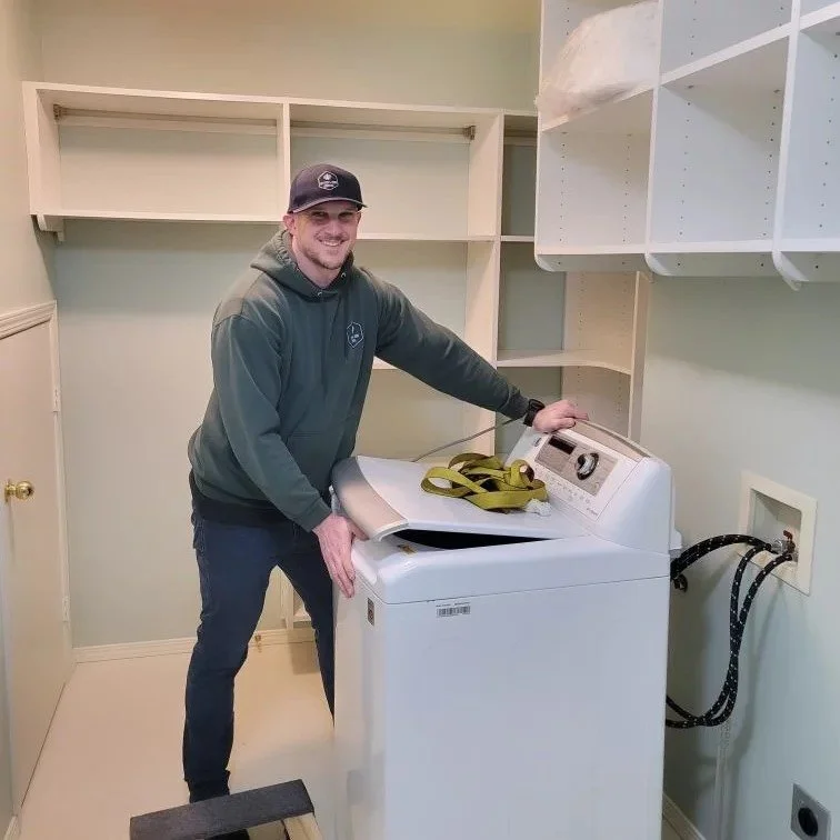 Port Orchard Old washer removal in home cleanout with Yetter's Junk Removal