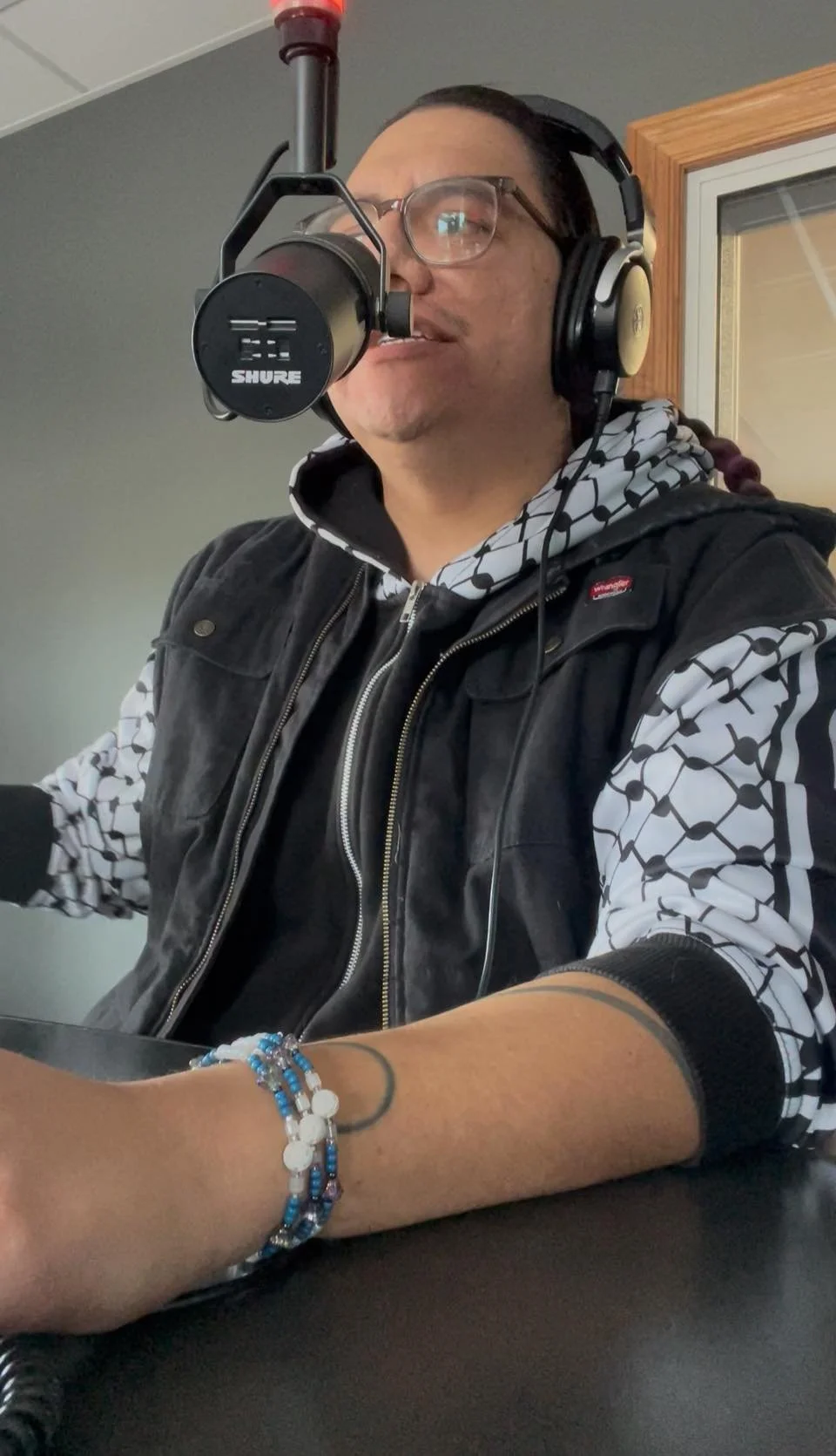 5pm today tune into KIPI Radio 935 on 93.5FM or stream online!
Full interview with Troy EagleChasing - playing some brand new songs and an unreleased track from Mara Howe &amp; Keya Kirkie!!! Even got a live performance in there-
5pm MT today then I&