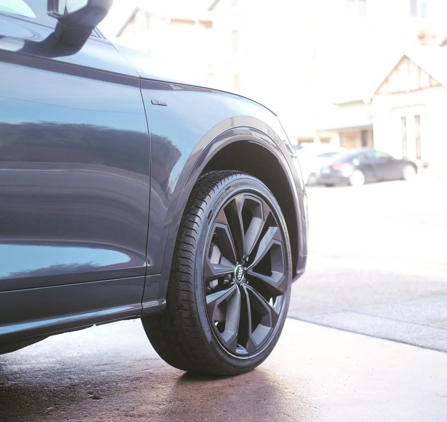 Audi Q5 Two-Piece Rim Refinish and Blackout Package