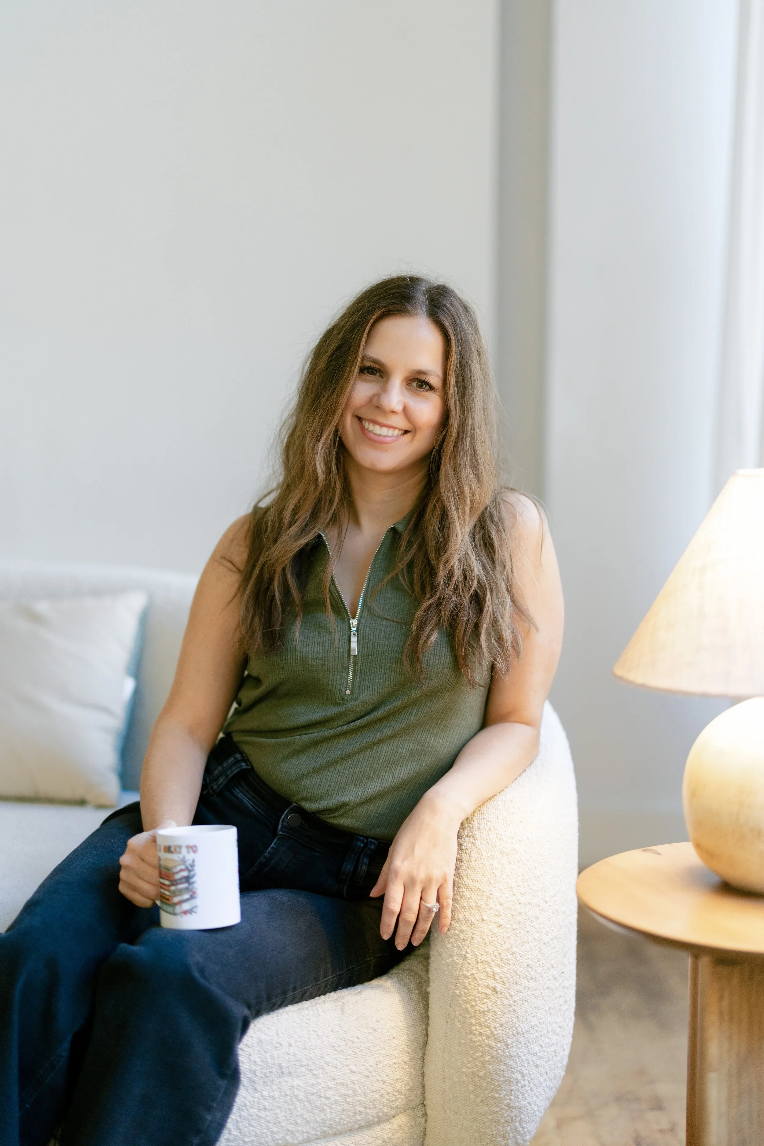 therapist for college students, Jillian hove