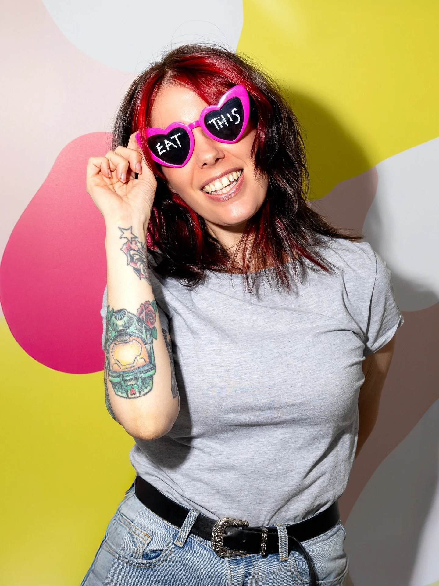 Happiest birthday to this absolute babe! You’re the best part of EAT this! Everybody, send her some love 🎁🎂🎈🎉🥳