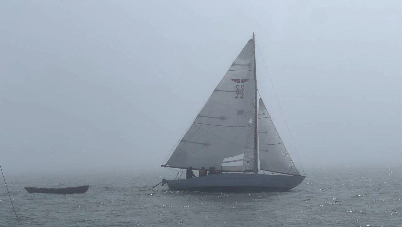 Will Campbell  · 8/25/24· Hummingbird in the Fog.  San Francisco Bird #22 "Hummingbird" built in 1929 by George Kneass, in San Francisco.  She is one of only two Birds built in SF and the only one that remains. Her sister, #5 "Falcon" sank in 1989. (