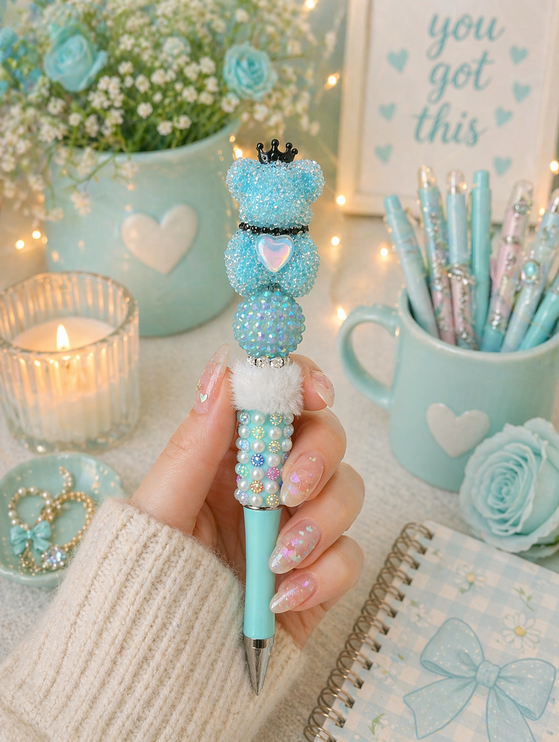 Bear rhinestone Light blue.png