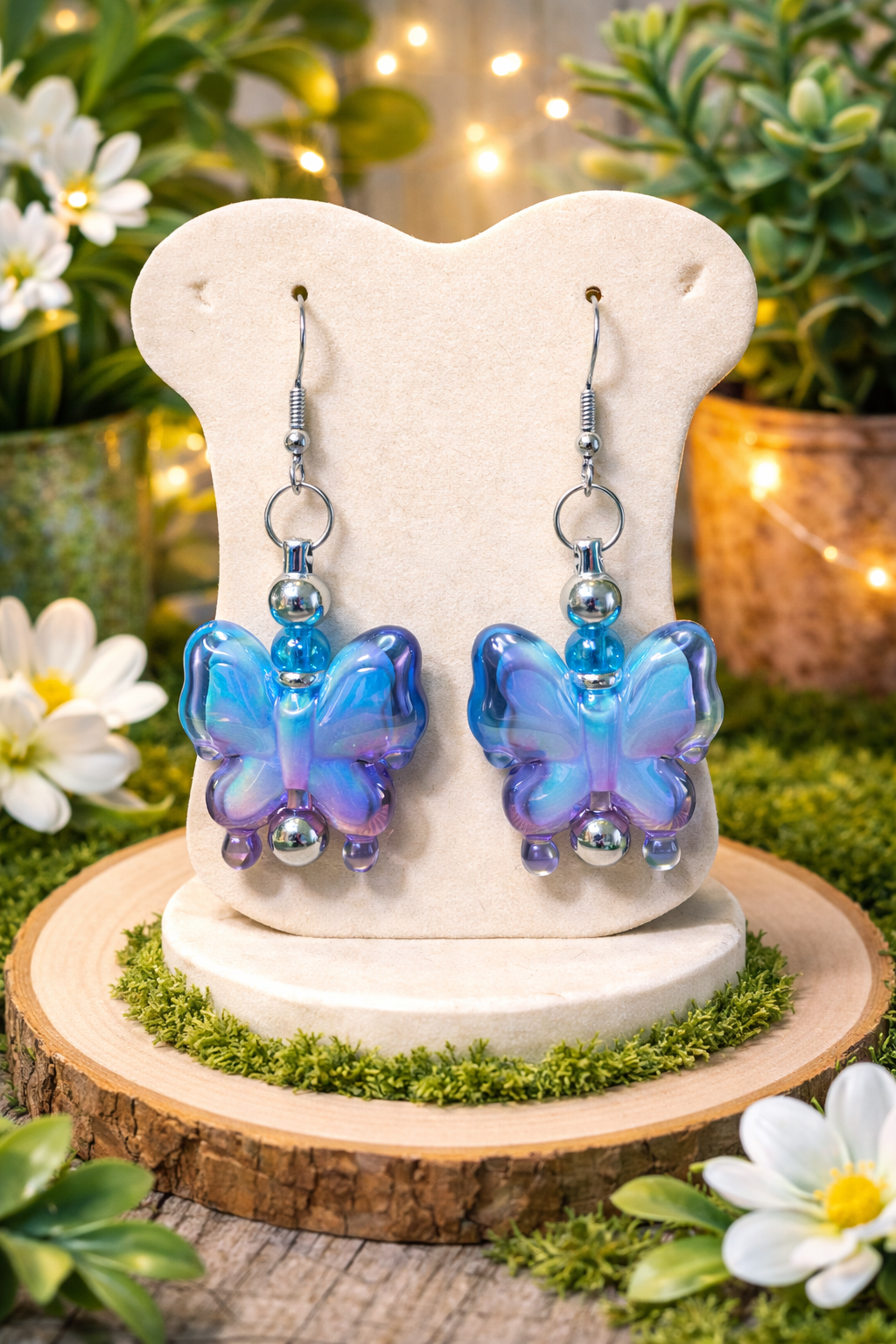 Butterfly acrylic blue.png