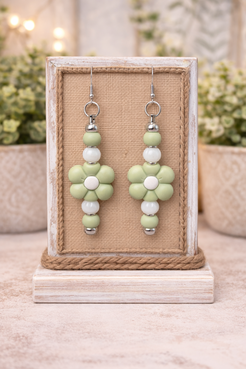 Flower Sage Green.png