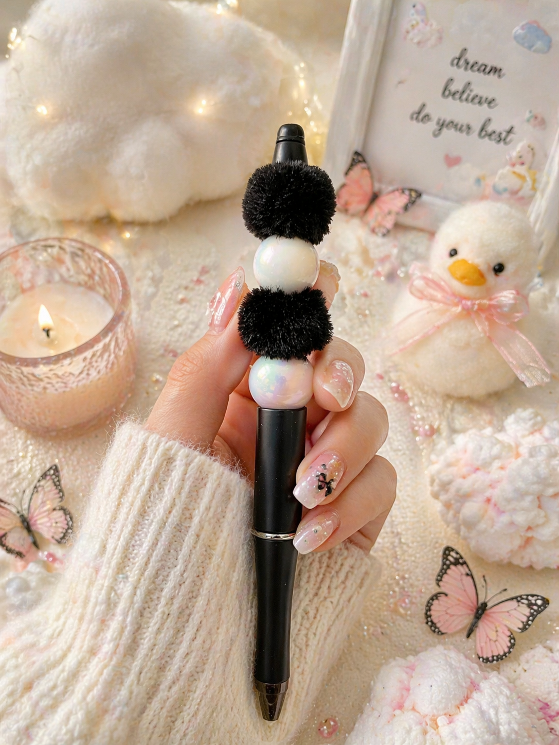 Furry - black pearl.png