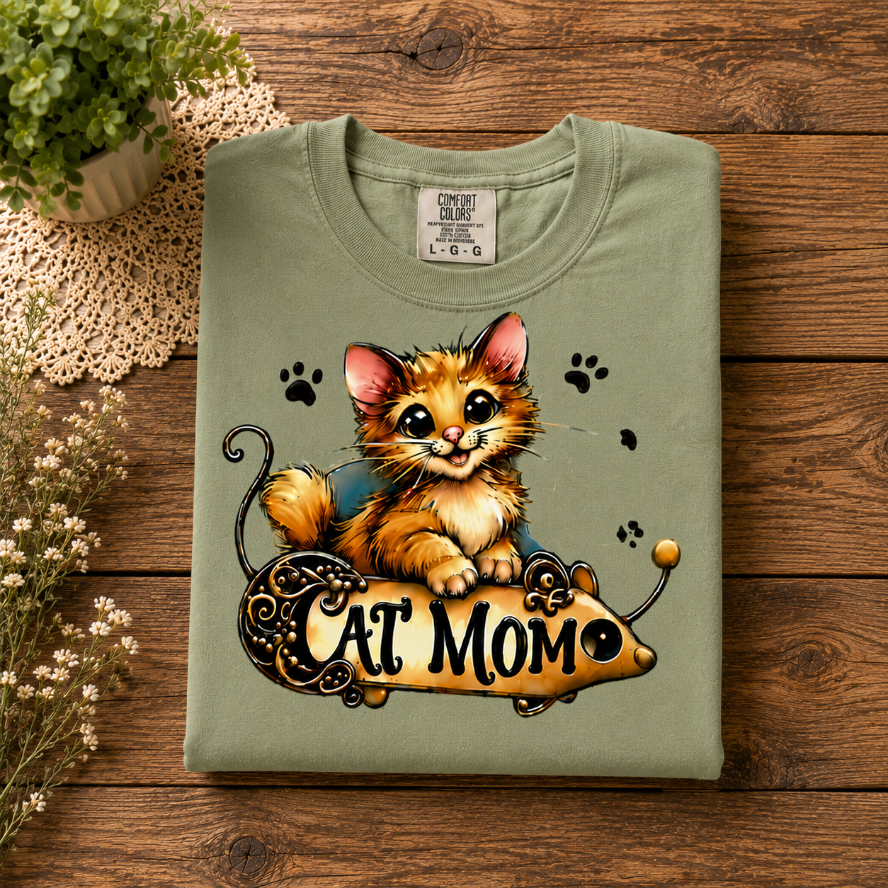 Cat Mom Graphic T-Shirt