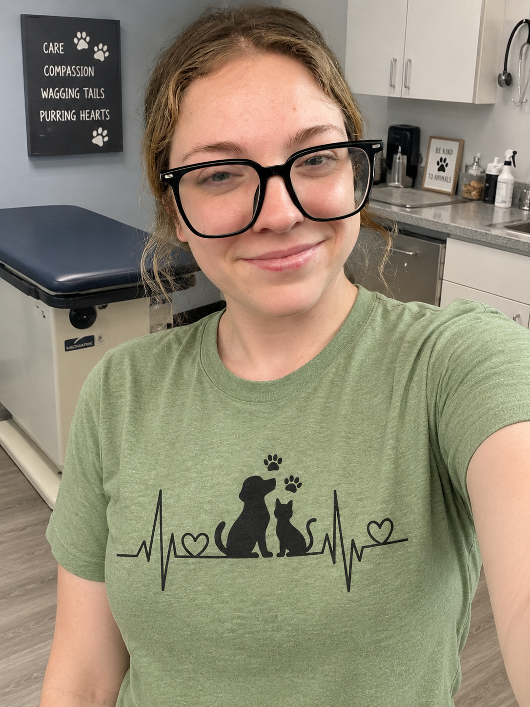 PNG-BLACK Heartbeat Dog Cat Veterinary t shirt model.png