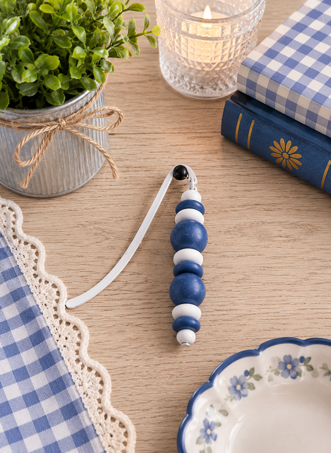 Blue white beads - white.png