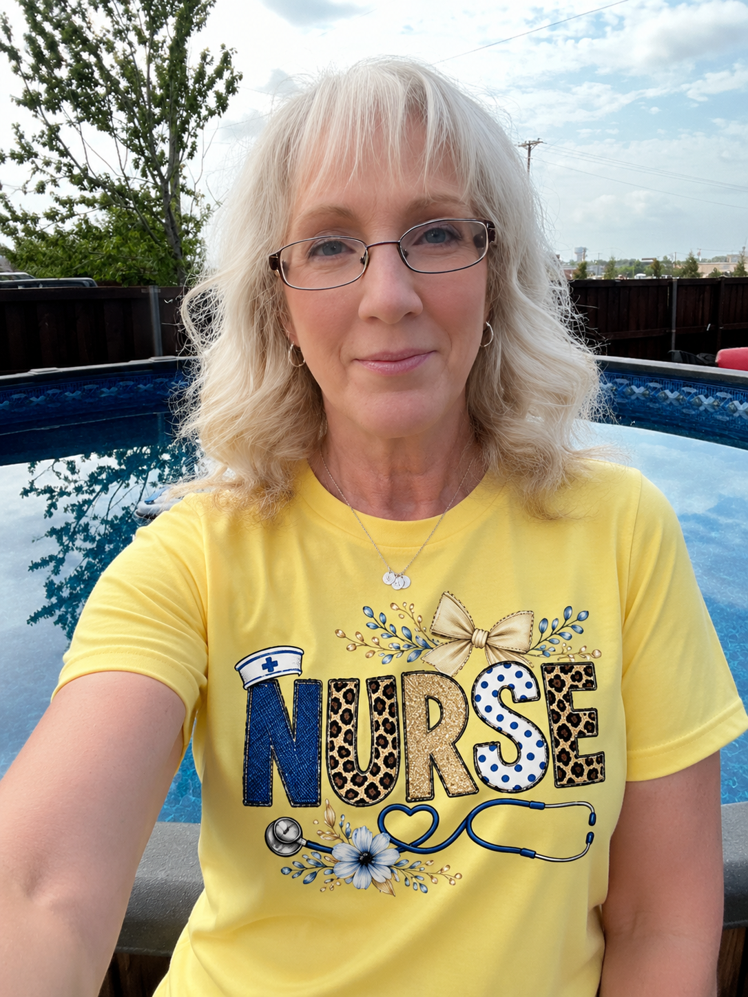 Nurse Stethascope t shirt yellow model.png