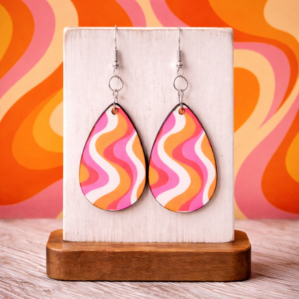 Swirl lines pink yellow.png
