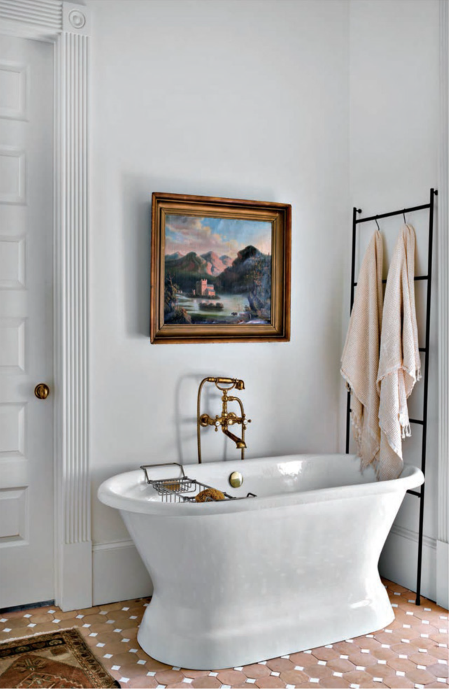macallanhomes-historic-renovation-atlanta-bathroom-pink-tile.png
