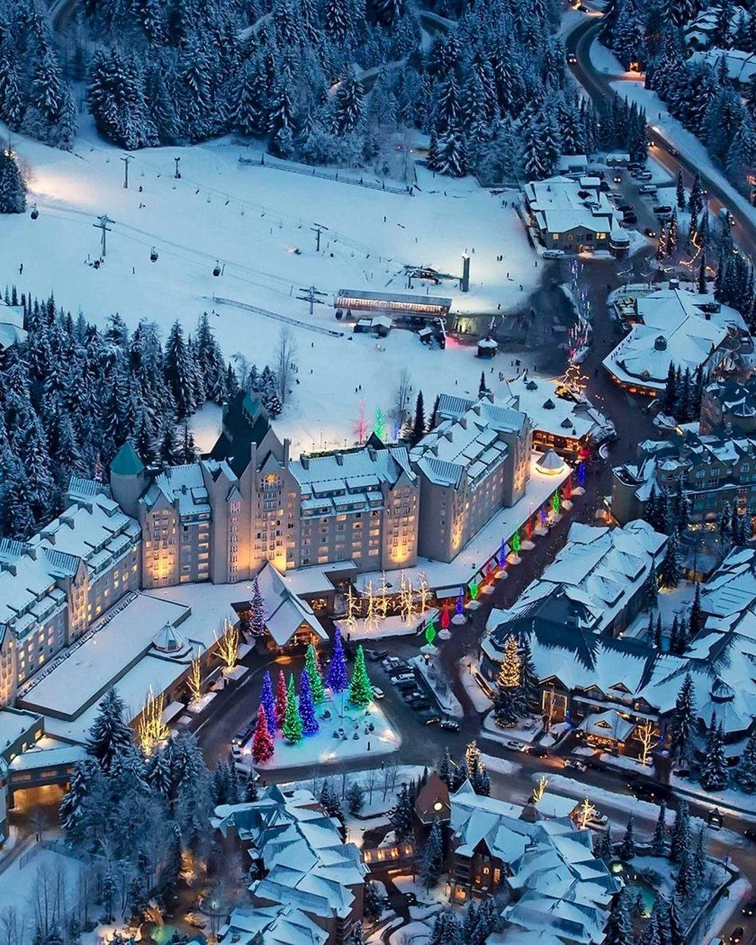Whistler looks good in every season &mdash; but winter is when it truly shines. ❄️

Fairmont Chateau Whistler offers ski-in/ski-out access, slope-view suites, and roaring fires that make apr&egrave;s-ski feel like a reward. I&rsquo;ll line up your sp