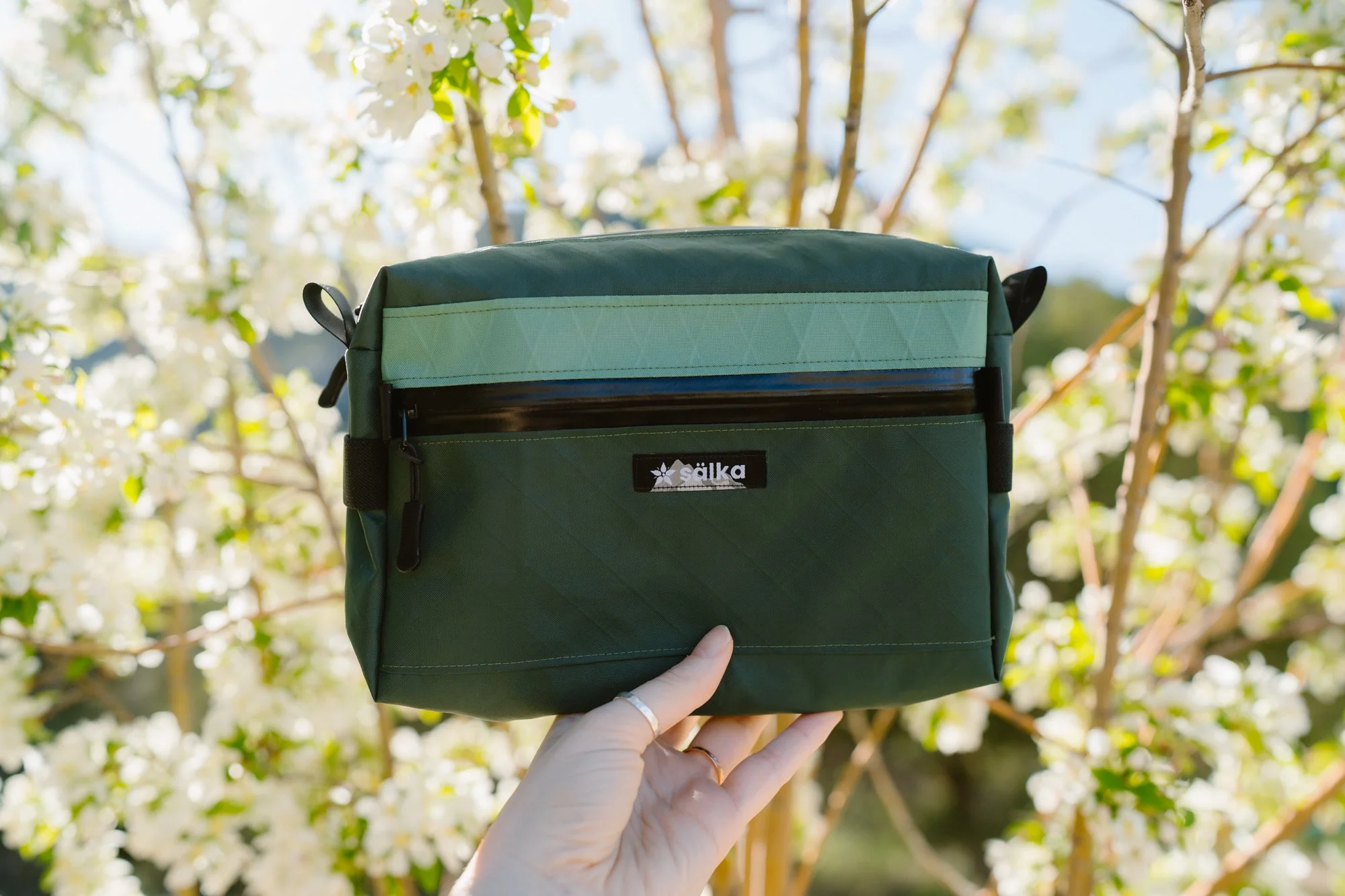 Sälka Sling (Zipper Pocket)