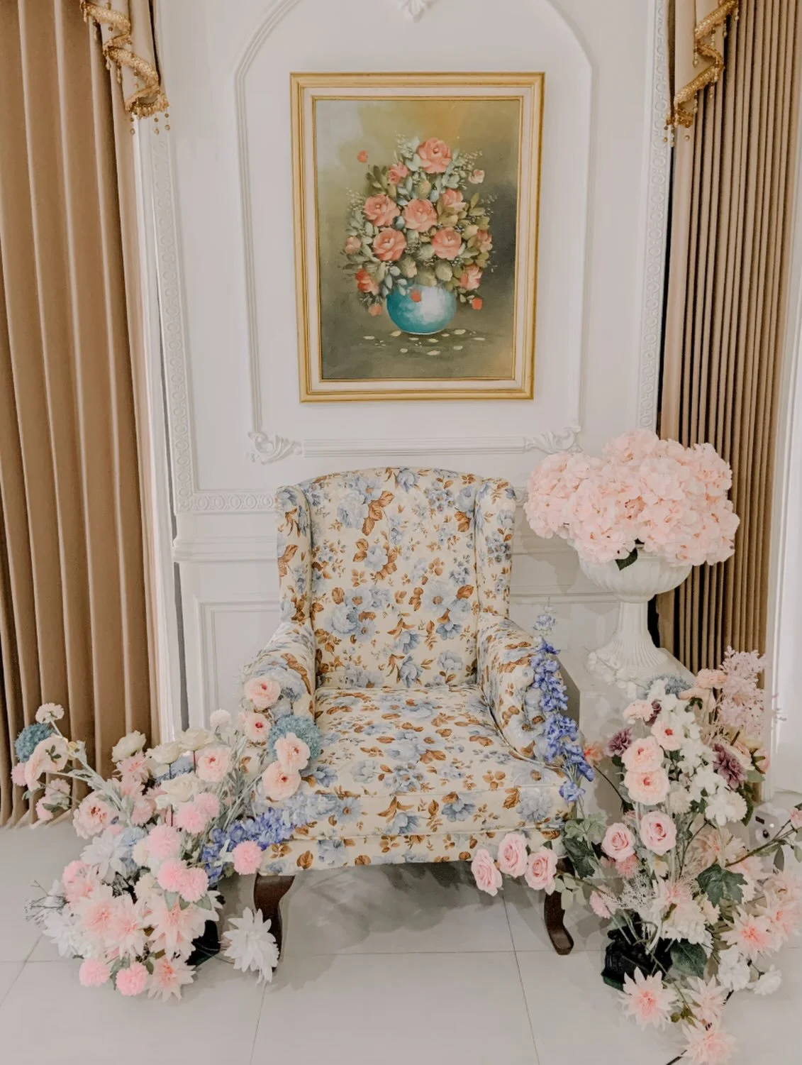 the best details are the ones in bloom 💐✨

Tap the link in bio to start planning your next celebration with St. Cyr Soir&eacute;es 💍

#charlestonweddingplanner #charlestonevents #charlestoneventplanner  #charlestonwedding #stcyrsoirees