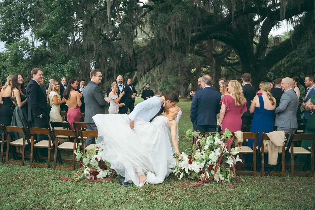 To know them is to love them - congrats to Mr. &amp; Mrs. Castleberry! 🤍 So grateful to have witnessed Elizabeth &amp; Jake saying their vows under the Spanish moss surrounded by love, fun &amp; laughter 💍 

Planning: @st.cyr_soirees 
Florals: @pic