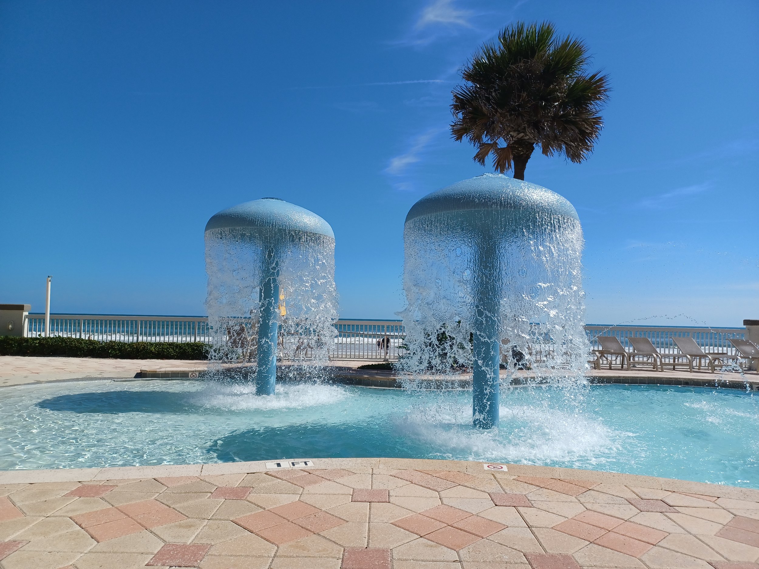 Hotel or Vacation Rental? 6 Reasons to Choose a Vacation Rental