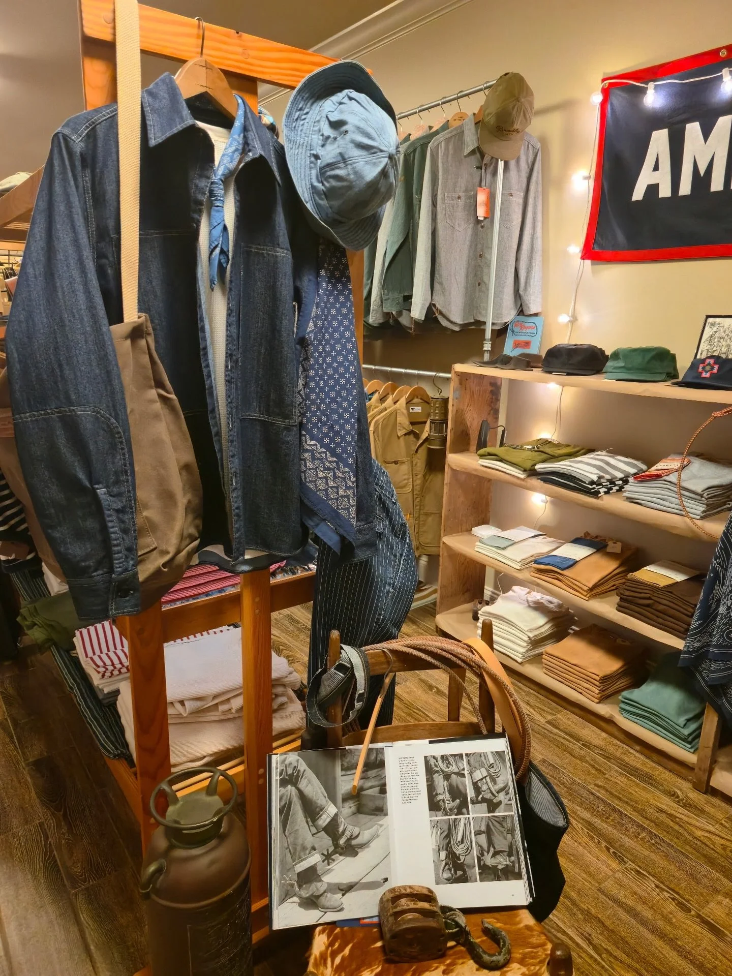 Welcome back to S.O.T.! We&rsquo;re glad you&rsquo;re here. 

In 2026, we&rsquo;ve got all your favorites:
Raw Selvedge Denim + Made in USA + Small Batch Brands

Find the next great piece to make your own&hellip;

#shopsmall #heritagewear #smallbatch