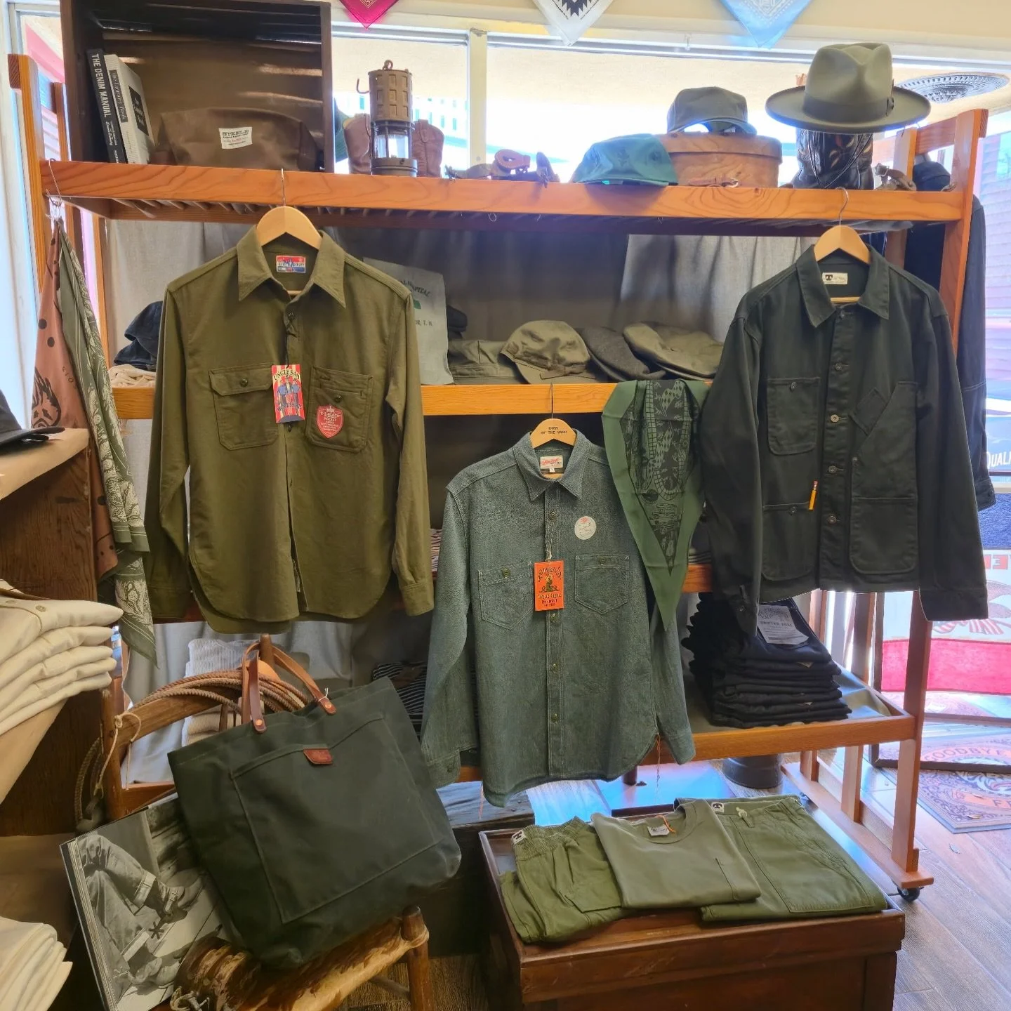 Some say the grass is greener on the other side, but it&rsquo;s pretty green over here too. 

If you&rsquo;re still mulling over what to wear for Friday night&rsquo;s pub crawl and @celticbayoufestival &mdash;we&rsquo;ve got you covered. 

#stpatrick