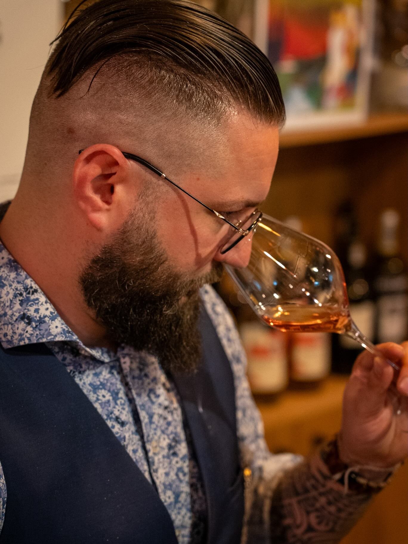 🗓️ 5 &amp; 26 JUILLET - D&Eacute;GUSTATION VINS PROVENCE 🌸
🍷Les d&eacute;gustations &agrave; La Table Vermorel &ccedil;a continue ! 
Nous vous invitons le 
👉🏼5 juillet (d&eacute;gustation vins Provence)
👉🏼26 juillet (d&eacute;gustation vins Pr