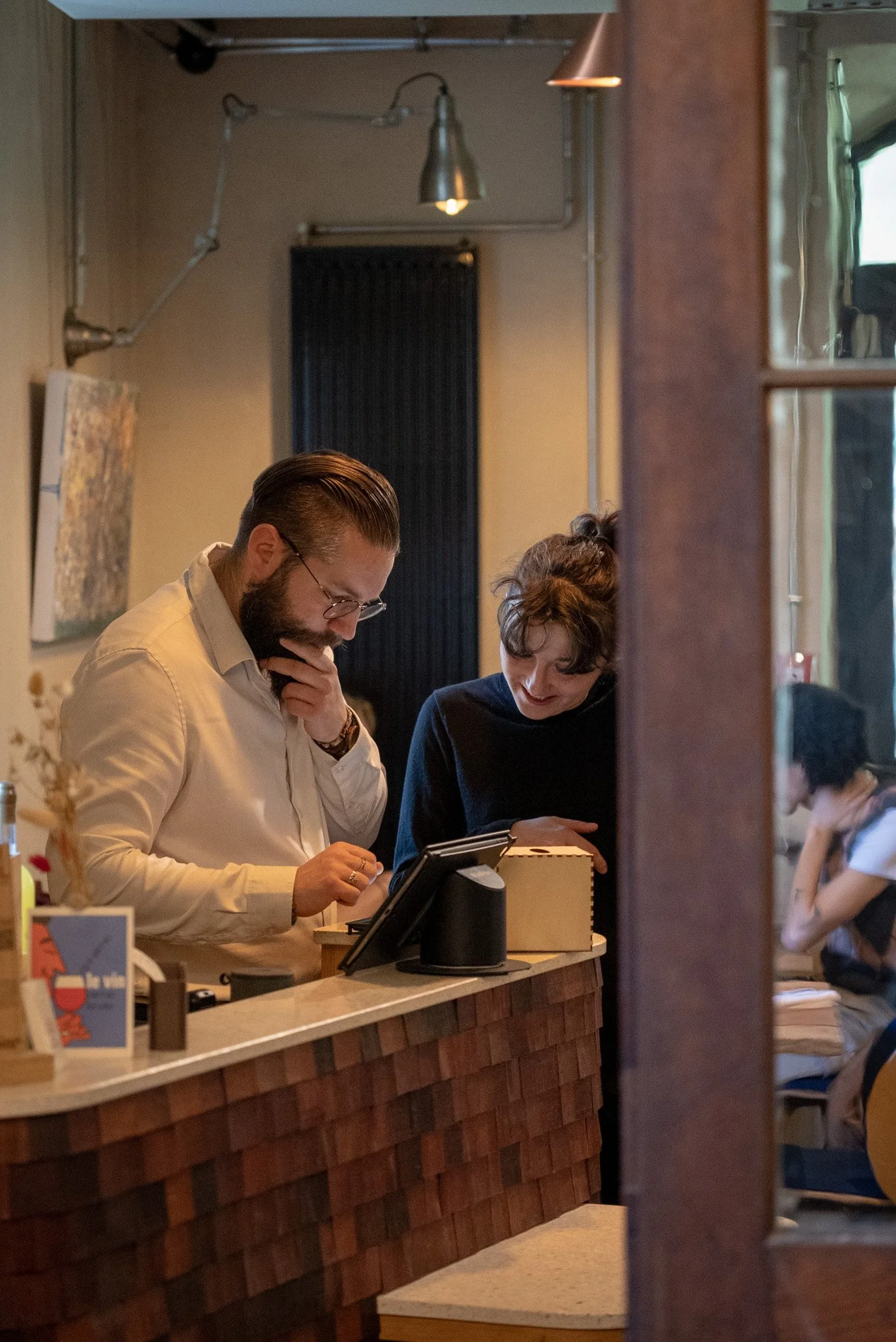 Encore quelques jours pour savourer notre carte de d&eacute;cembre, pens&eacute;e comme une parenth&egrave;se gourmande avant la fermeture hivernale.
Une derni&egrave;re occasion de partager un moment &agrave; table, au rythme de la saison et du plai