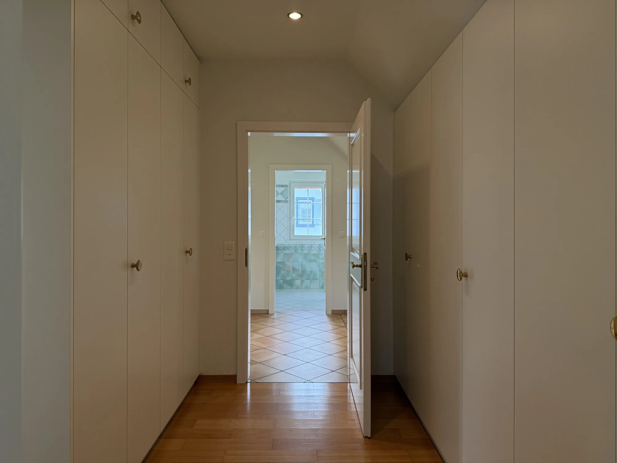 Begehbarer Kleiderschrank Villa in Riehen